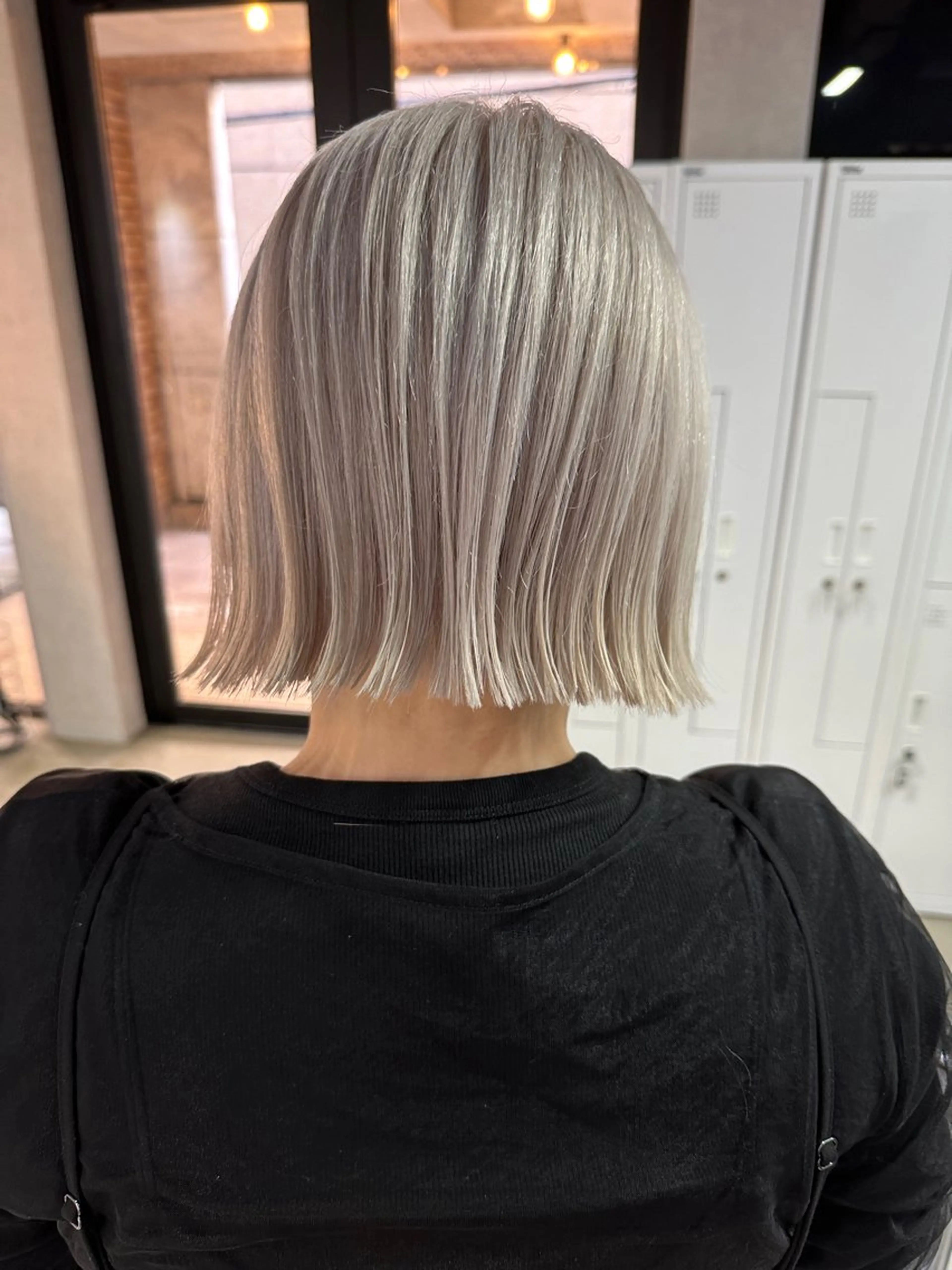 ミディアム カット ヘアカラー トリートメント ボブ/ダブルカラー 縮毛矯正/支持多数のヘアスタイル