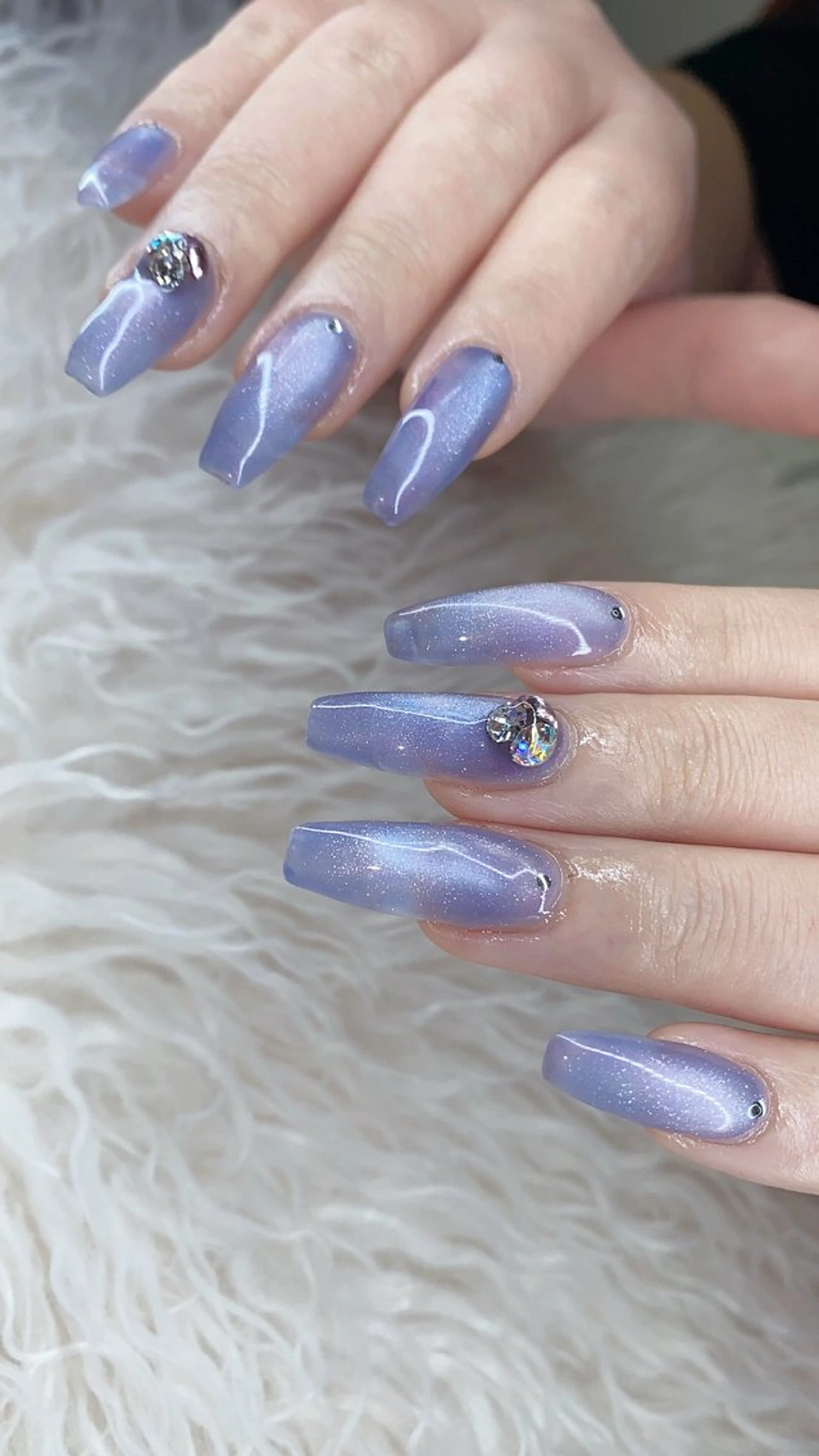 ネイル ハンドネイル n o q r m. n a c h iのネイルデザイン