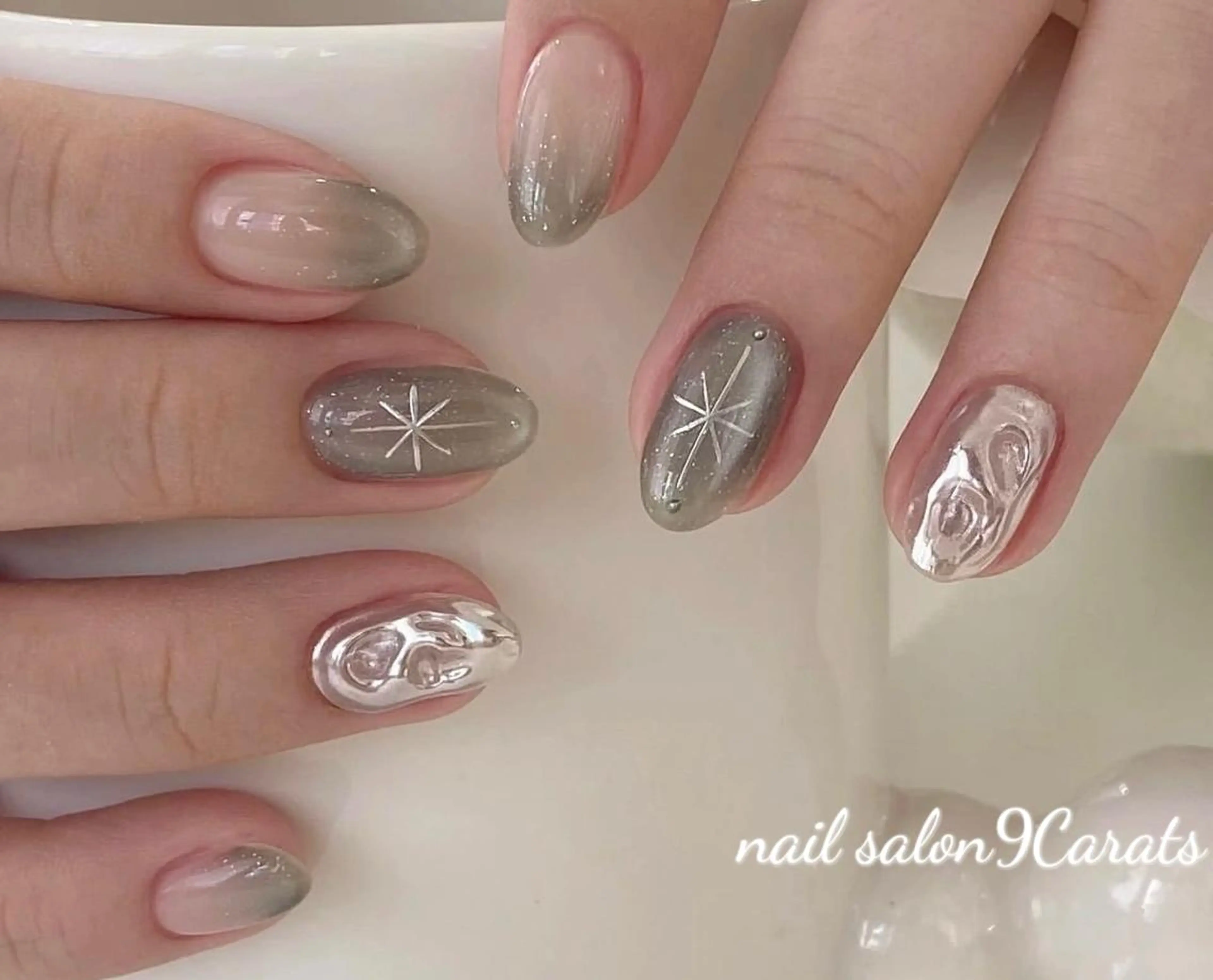 ネイル ネイルサロン 9Carats神田のネイルデザイン