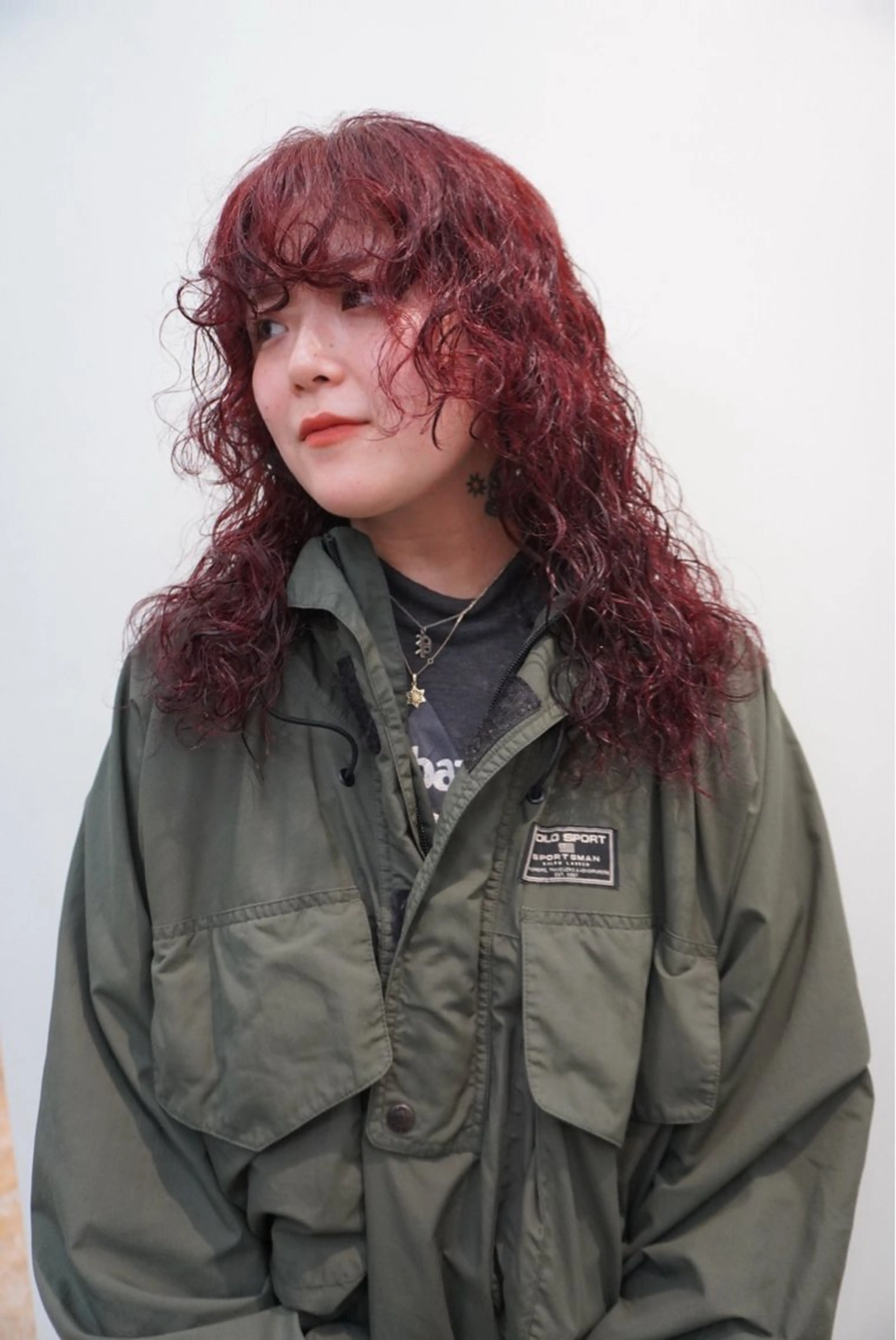 ミディアム カラー パーマ ミディアムパーマ レッドカラー yew所属・名古屋カラーモデル/ 暖色カラー/リカのヘアスタイル