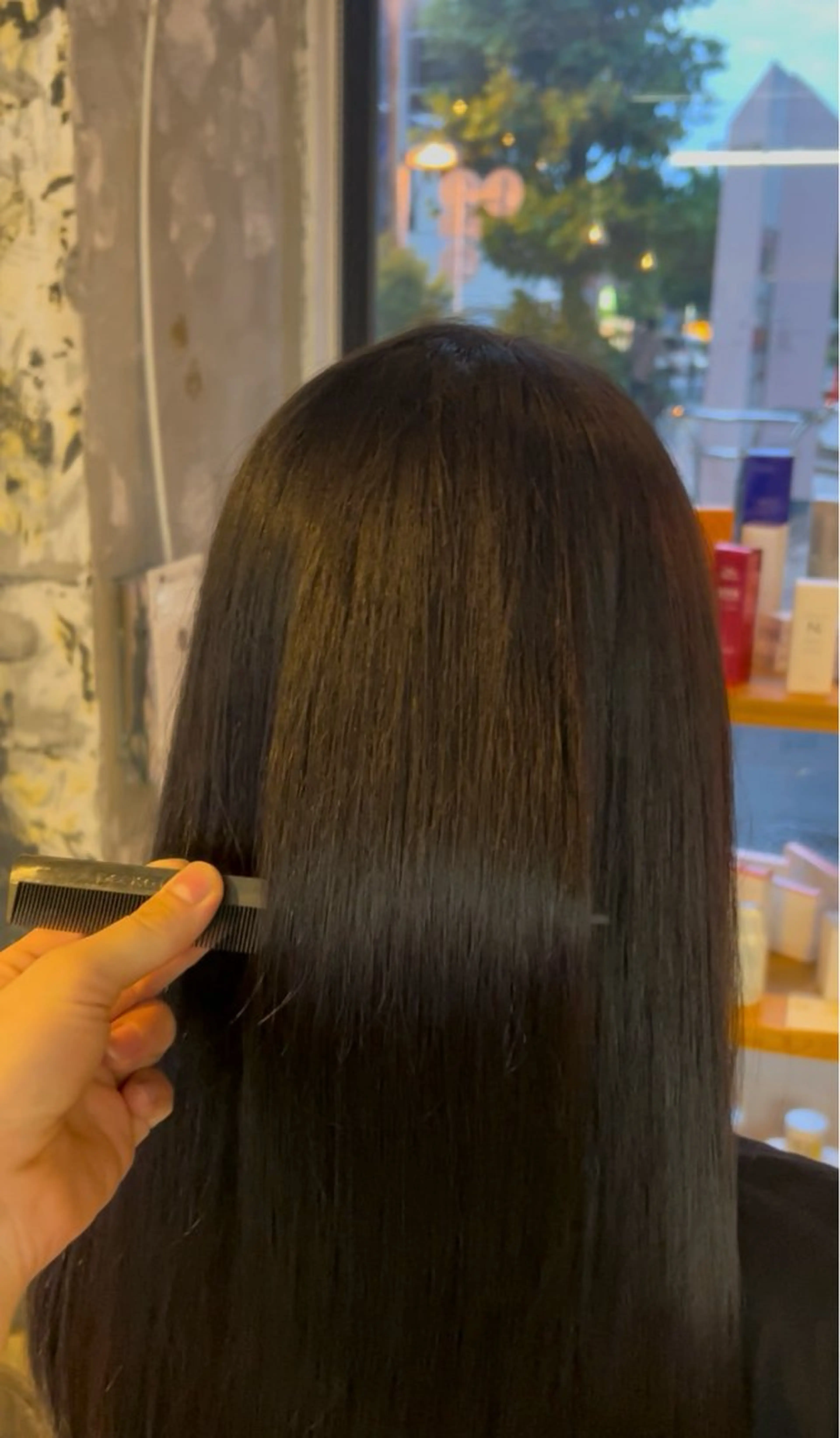 ロング ヘアカラー 上原 心のヘアスタイル