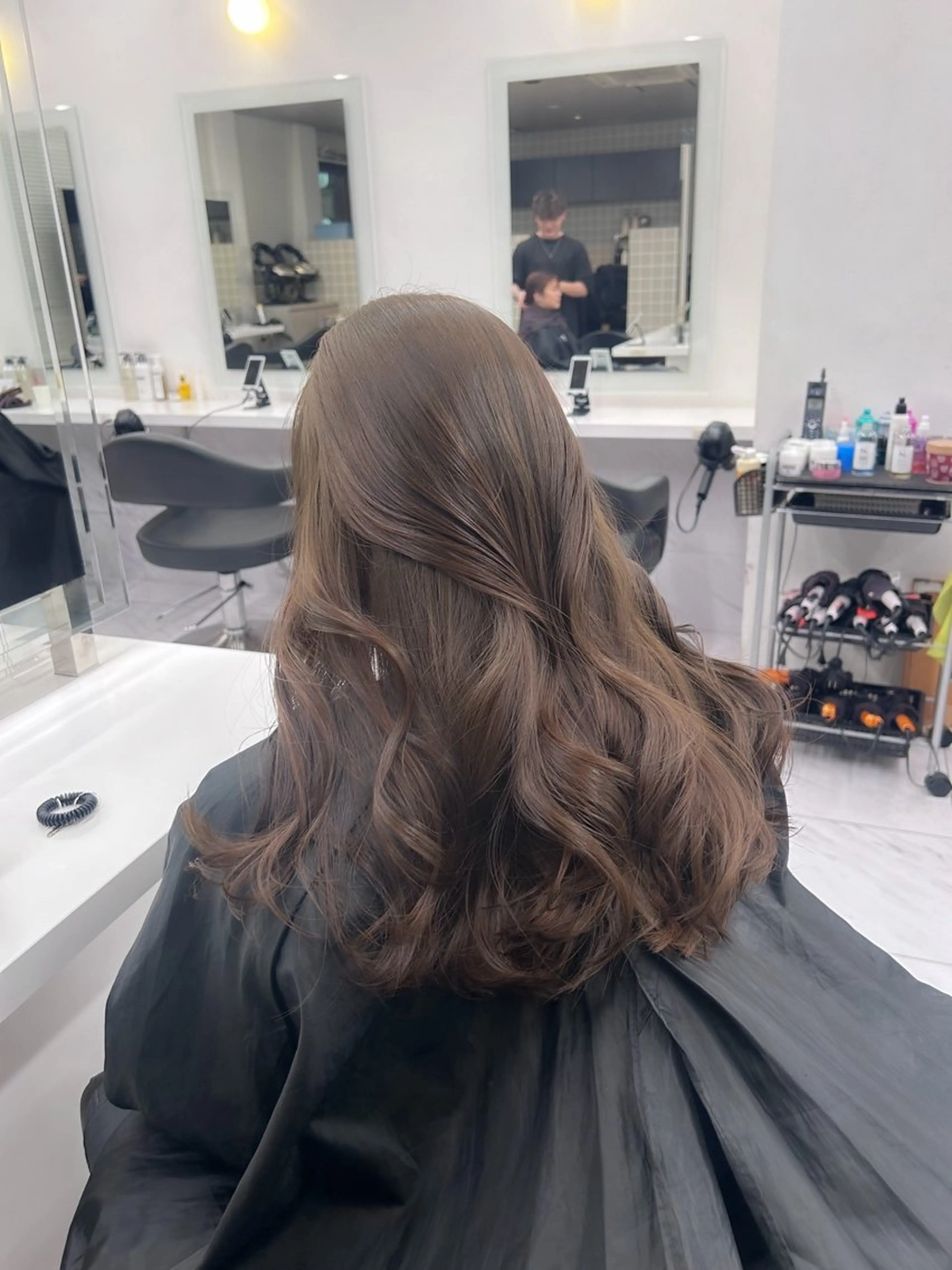 ロング カラー パーマ ヘアアレンジ メンズ キッズ カット ヘアカラー トリートメント ヘアセット ブリーチなしカラー/ ブラウン/レイヤーのヘアスタイル