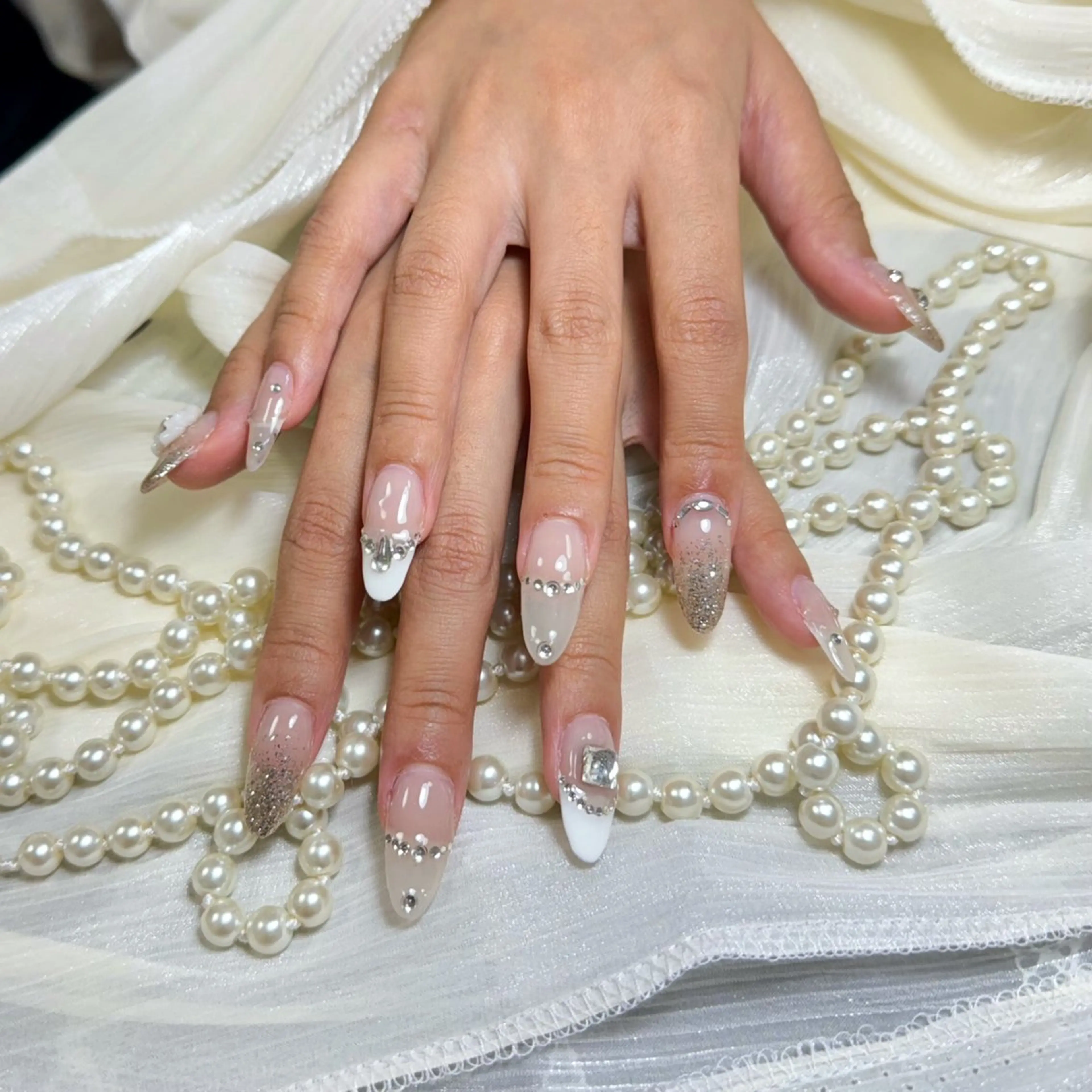 ネイル ハンドネイル ハンドケア 🍑 momo_nailのネイルデザイン