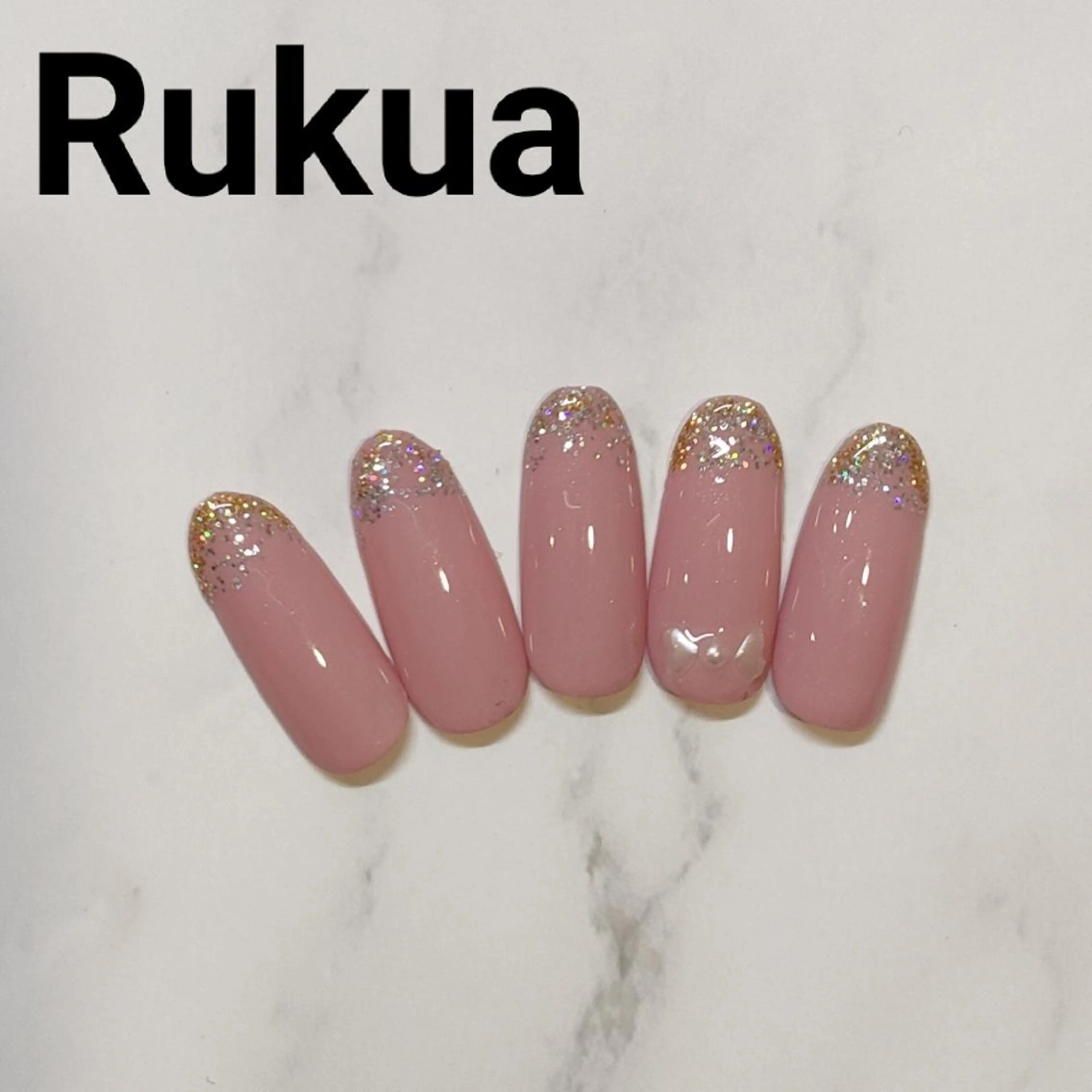 ネイル ハンドネイル 吉澤 友恵のネイルデザイン