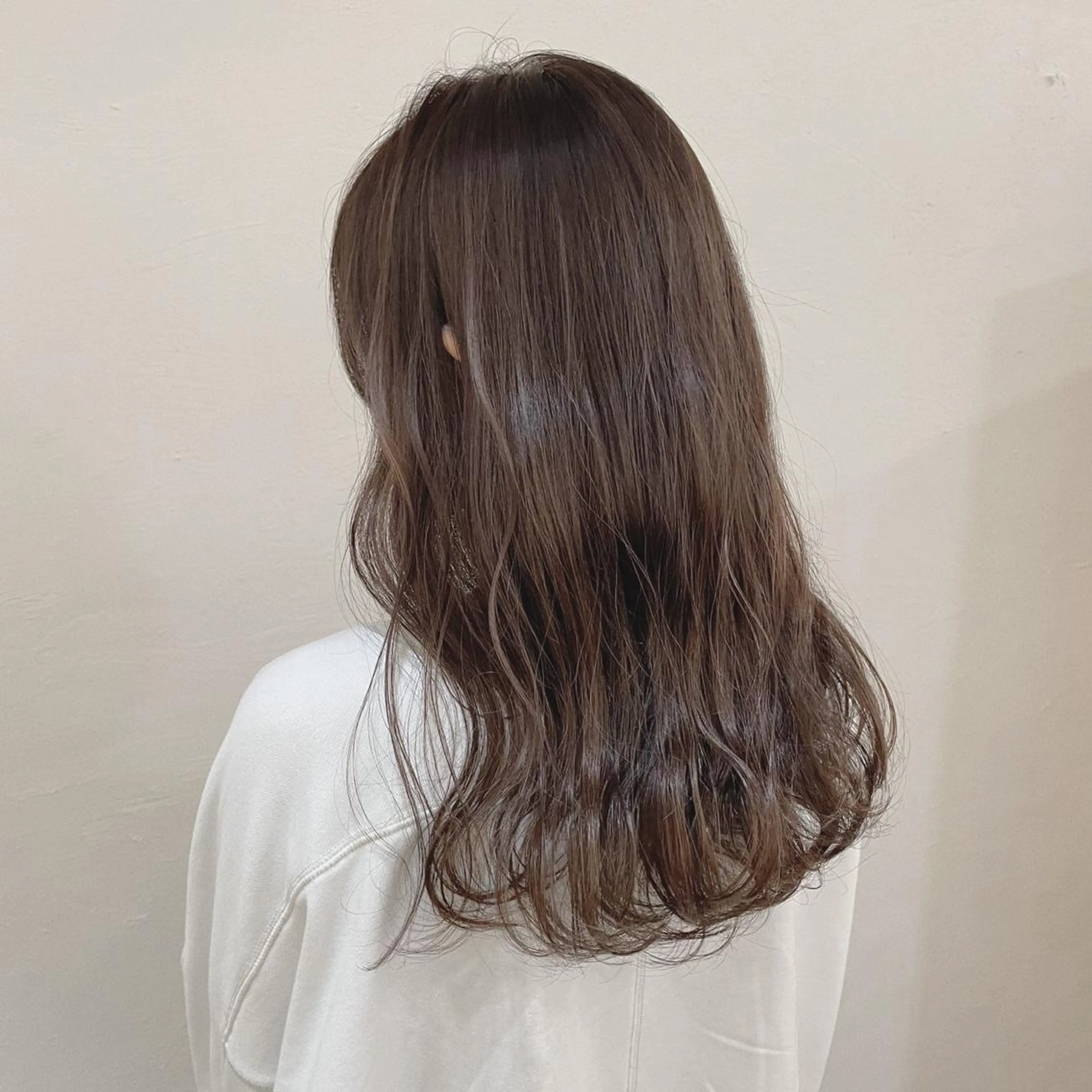 セミロング カラー 冨木 雄斗のヘアスタイル