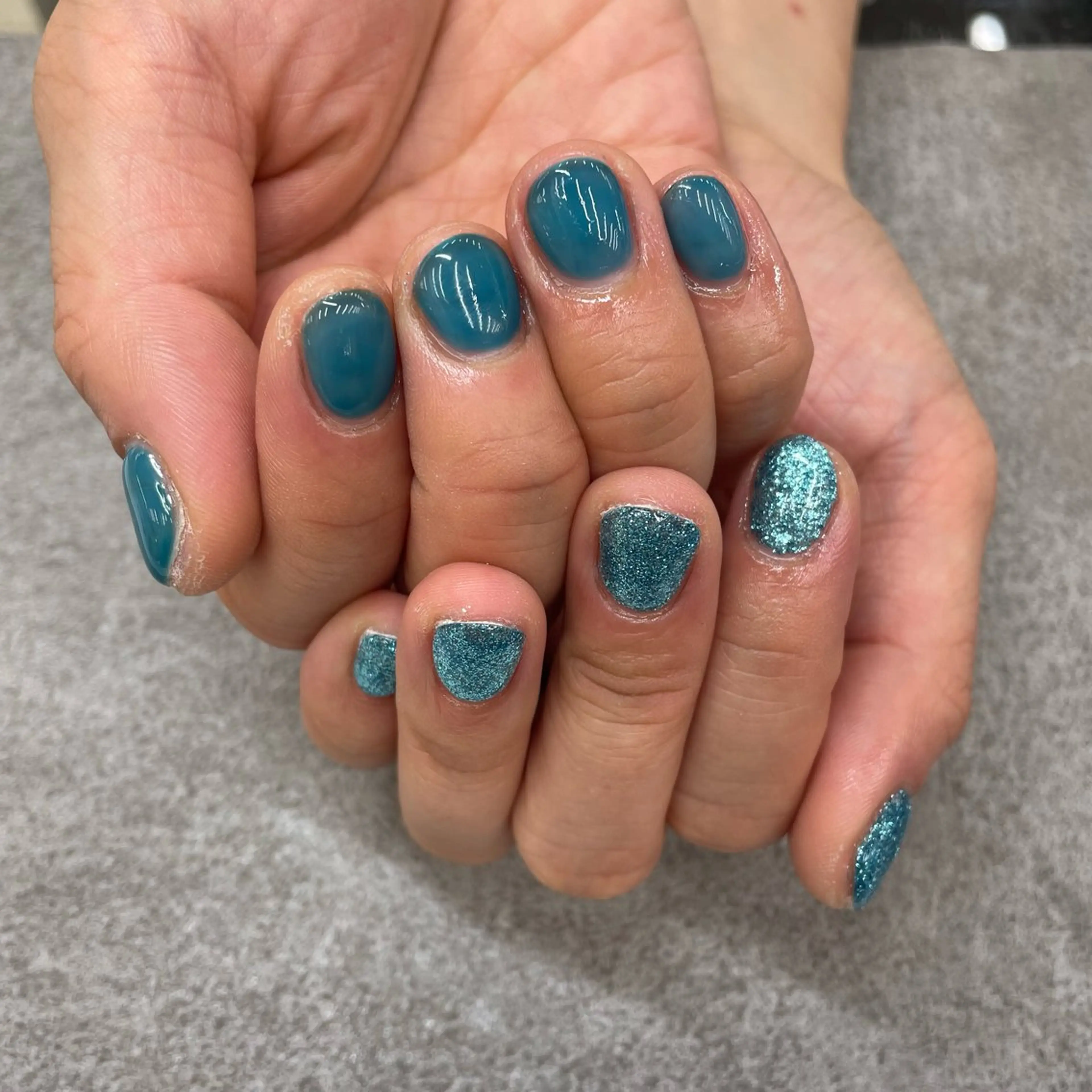 ネイル ワンカラーネイル MAXKELLY ANNAのネイルデザイン