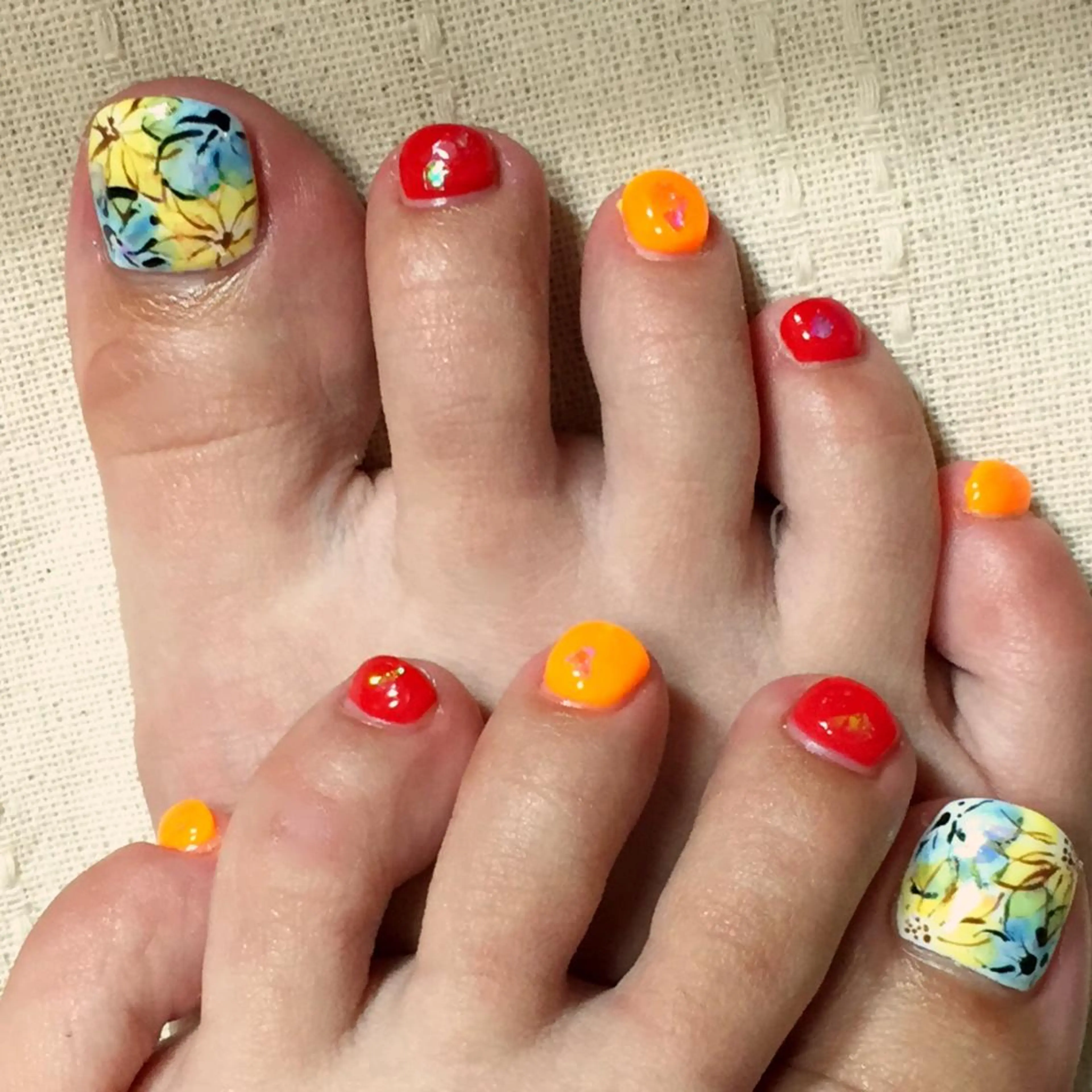 ネイル フラワーネイル フットネイル ネイルサロン ティンタ所属・馬場 典子のネイルデザイン