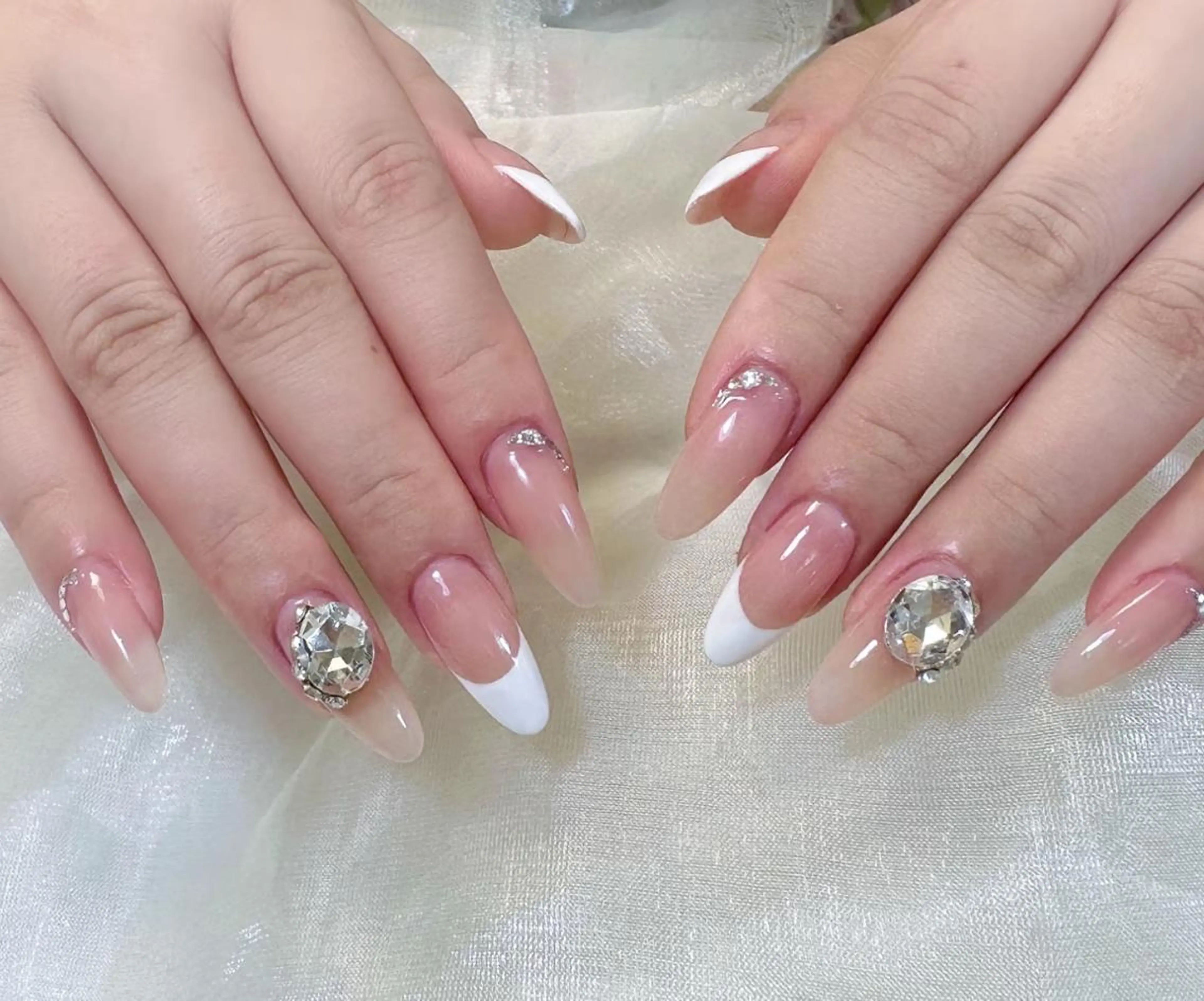 ネイル ハンドネイル エリ🫧 nail池袋東口のネイルデザイン