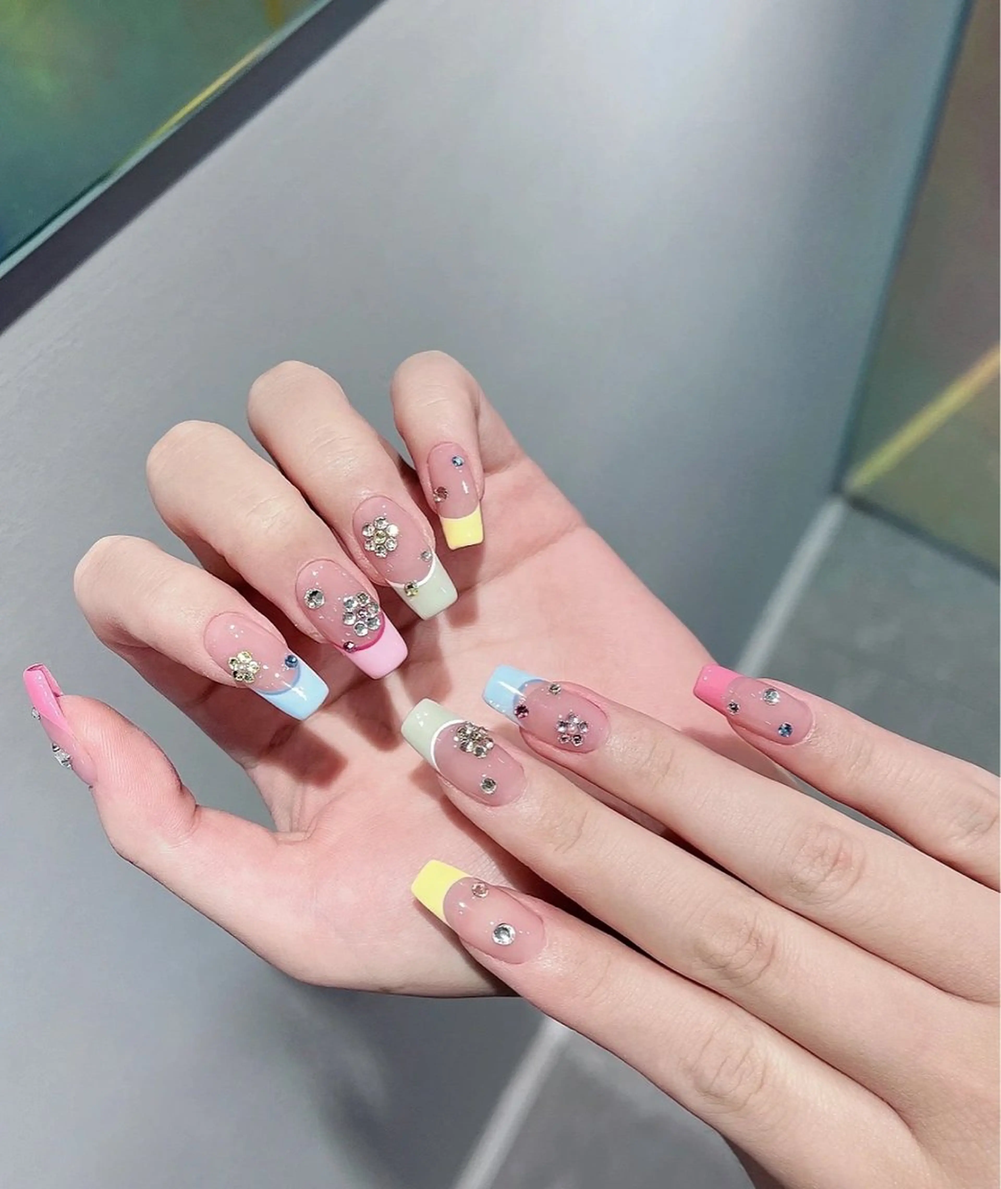 ネイル u1salon所属・ゆい ユイのネイルデザイン