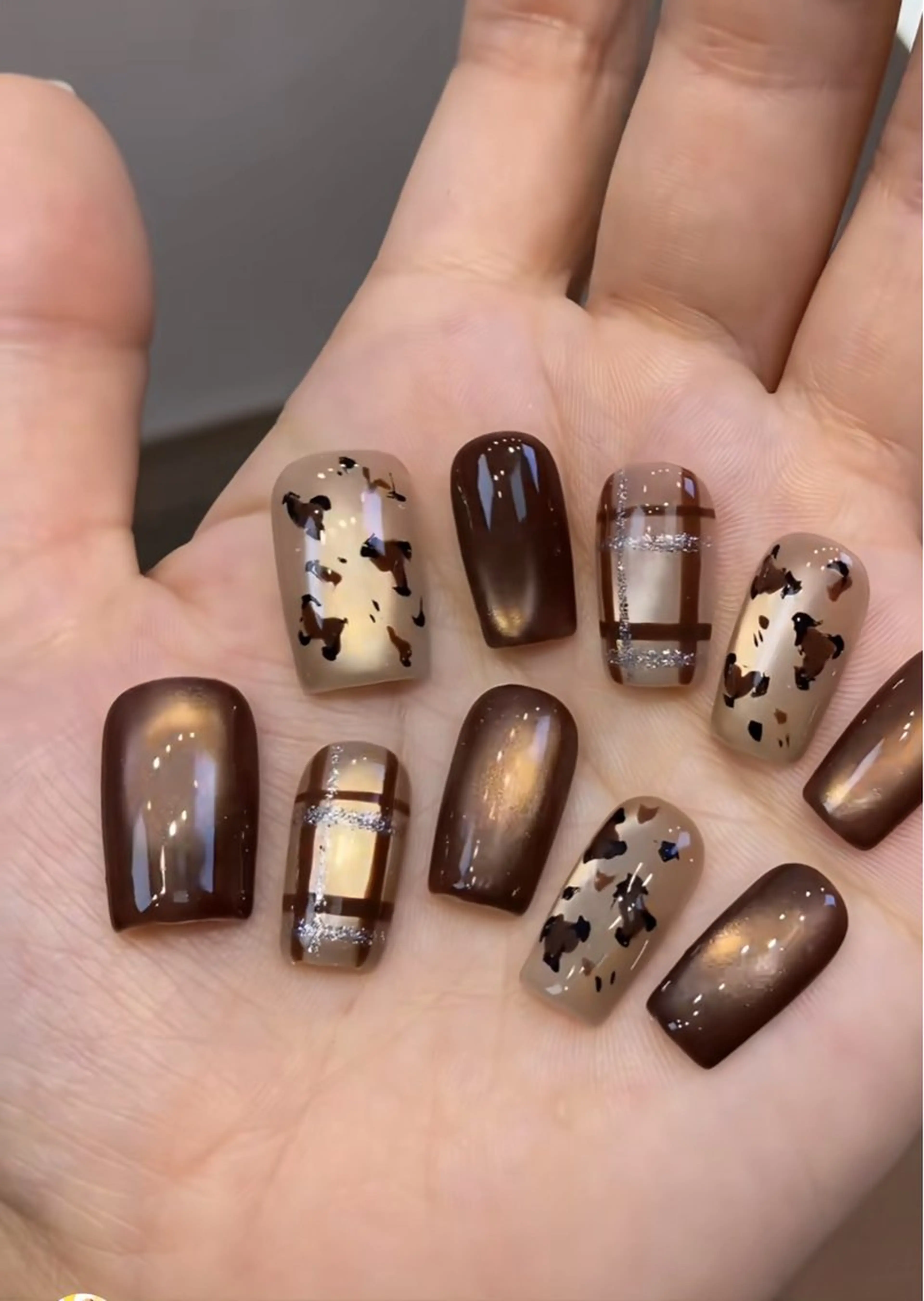 ネイル EE.Nail所属・FuFu.Nail 2️⃣番のネイルデザイン