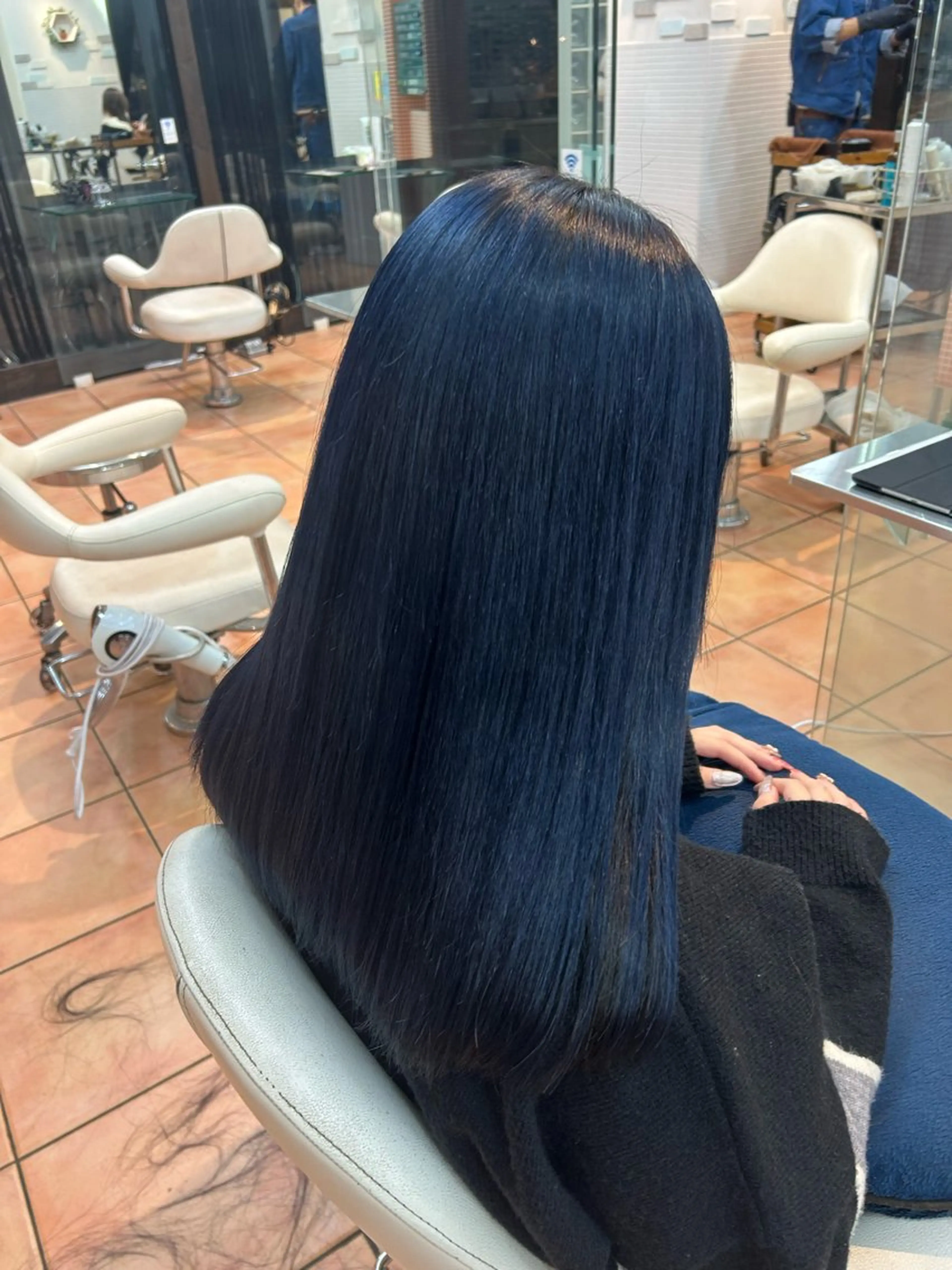 ロング カラー ブリーチ ブルーカラー カット ヘアカラー ayaka 大宮のヘアスタイル