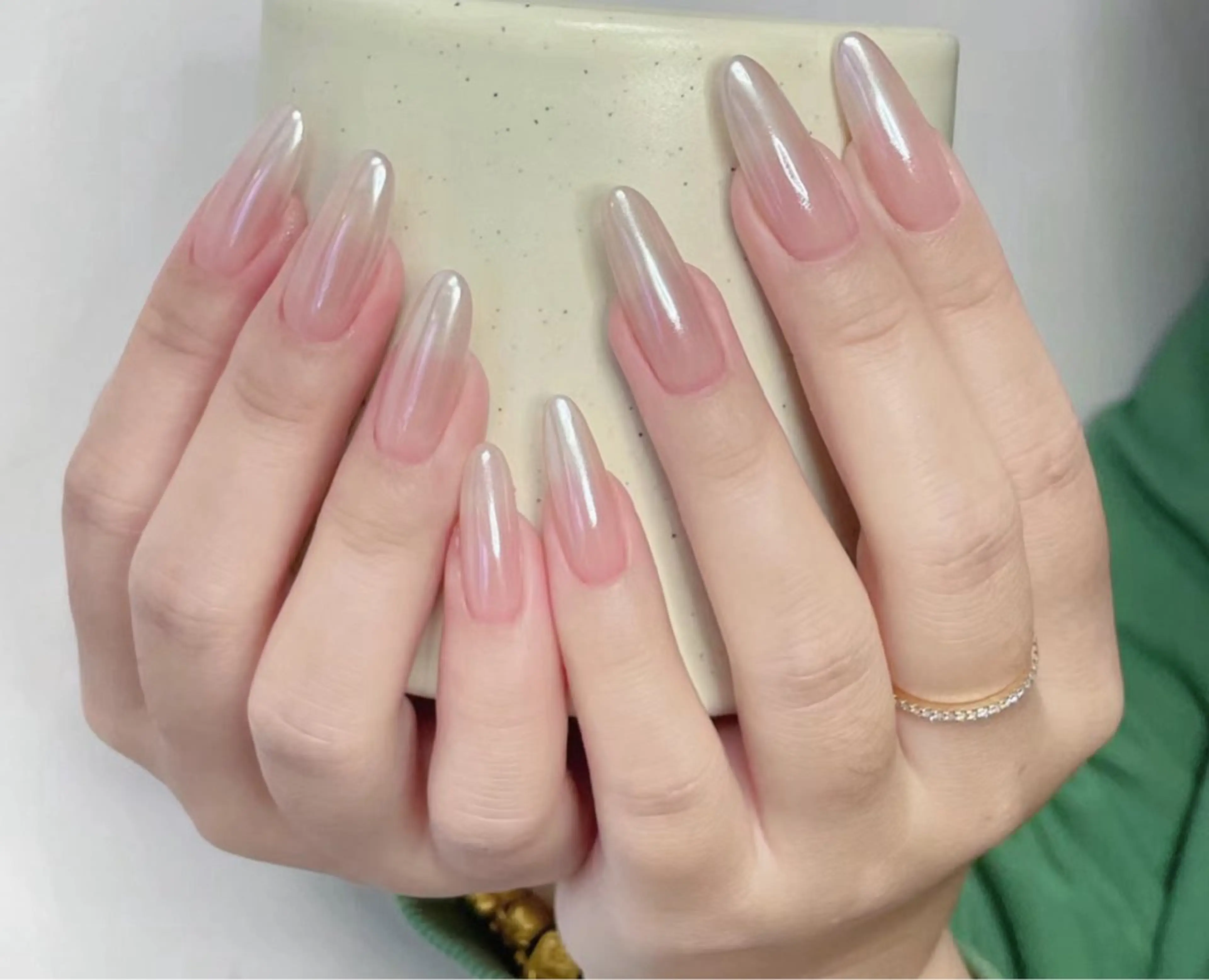 💗10本チップ長さだし🌷ミラーグラデーションorラメグラデーション｜パーツ2個プレゼント付きの写真