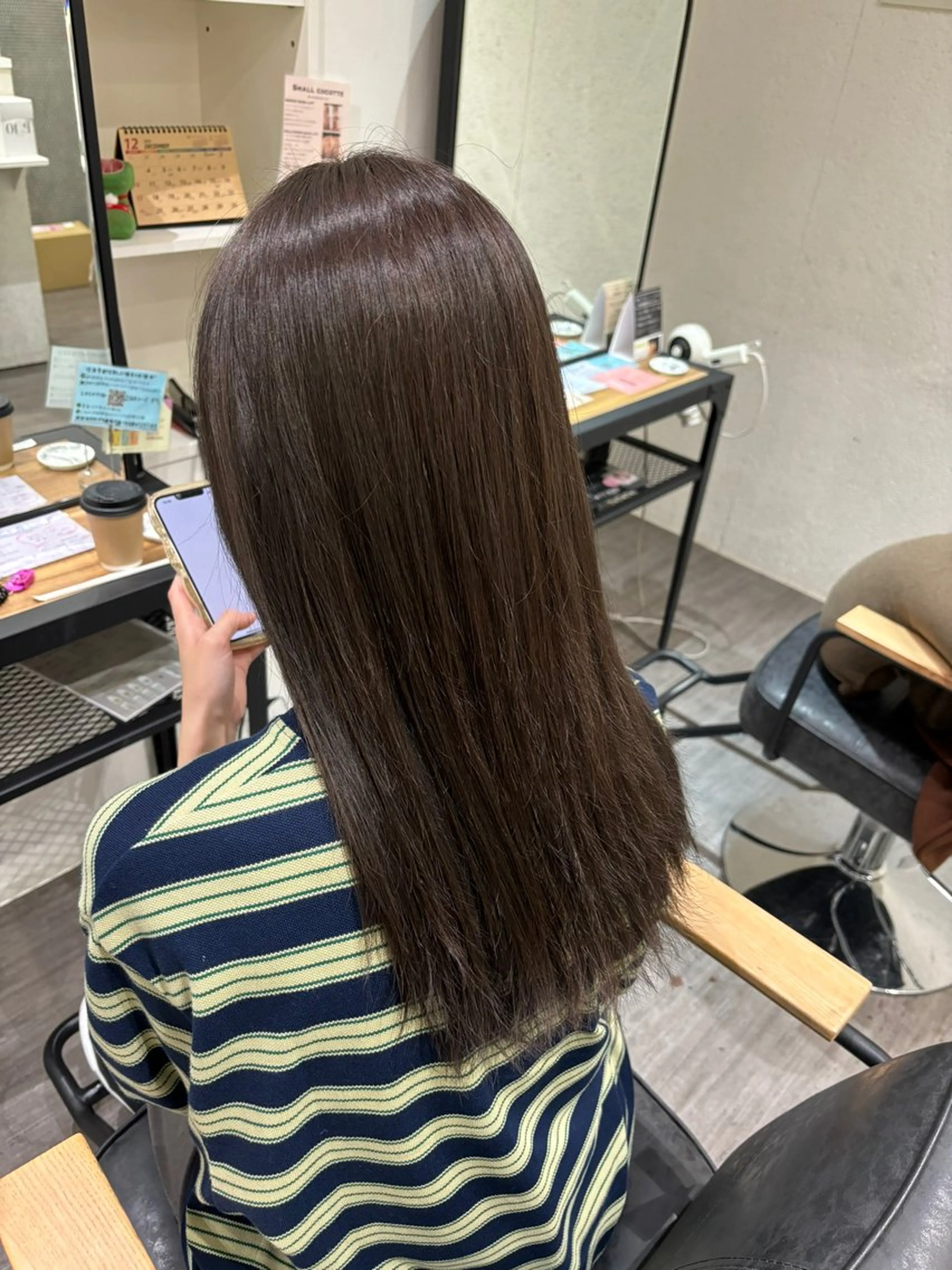 カラー グレージュ ヘアカラー トリートメント cocotte宜喜 弘希のヘアスタイル