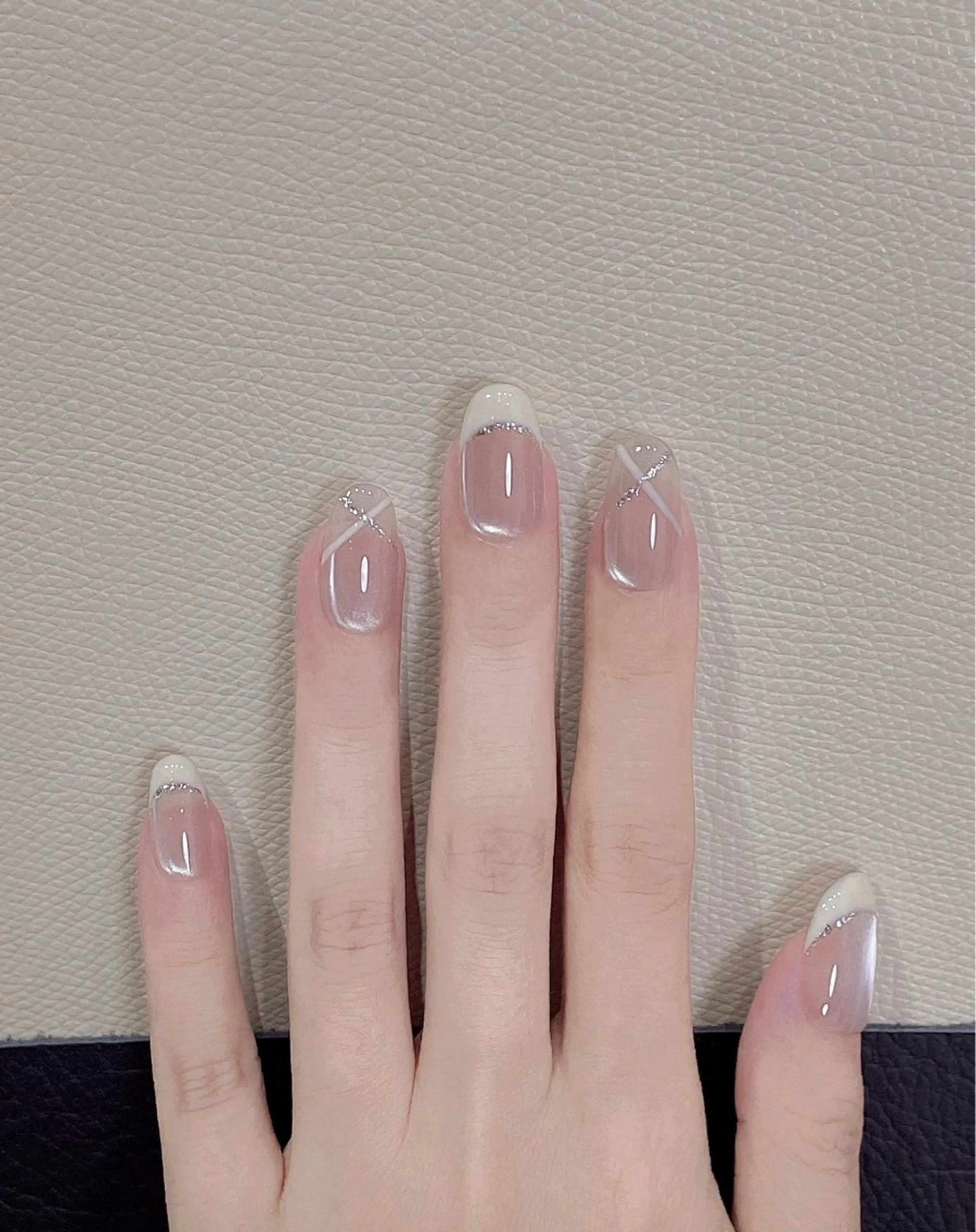 ネイル ETELUNA Nail 銀座店【パラジェル/フィルイン/チップスカルプ/マグネット/ニュアンス】所属・周 テイのネイルデザイン