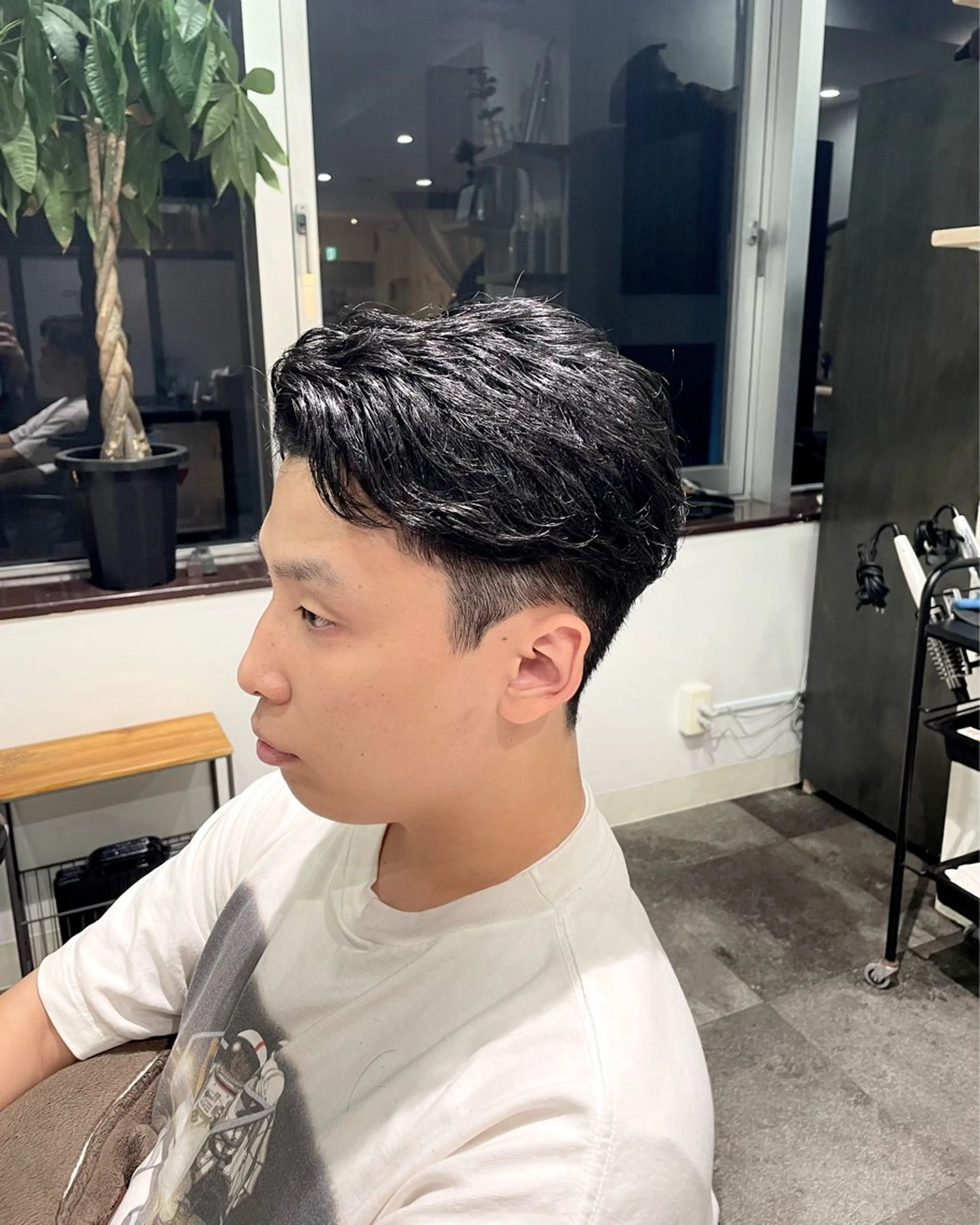 ショート メンズ アップバング ショートヘア est-r. Shionのヘアスタイル