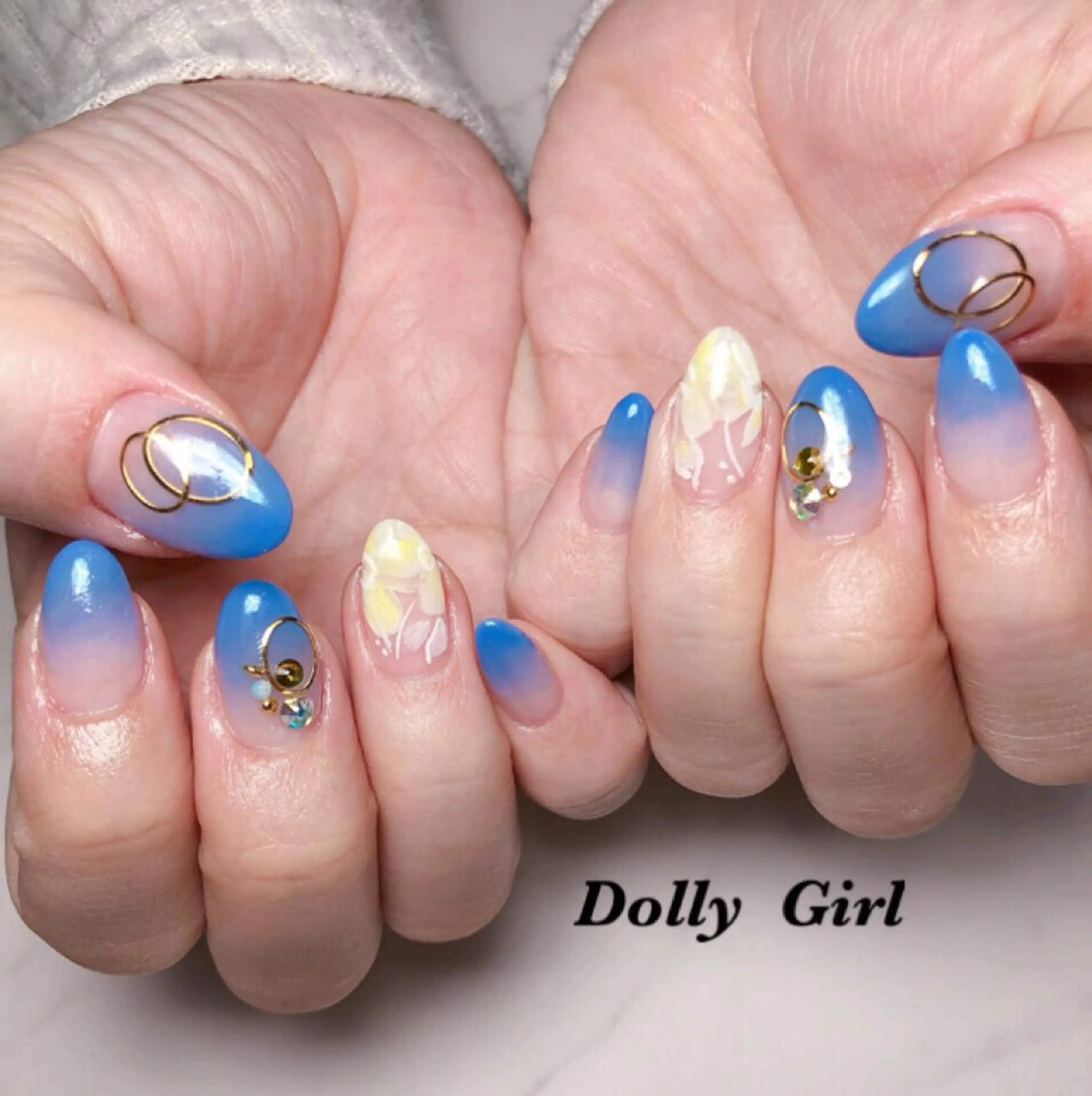 ネイル 個室ネイルサロンDolly Girl〜ドーリーガール〜所属・DollyGirl KYOKOのネイルデザイン
