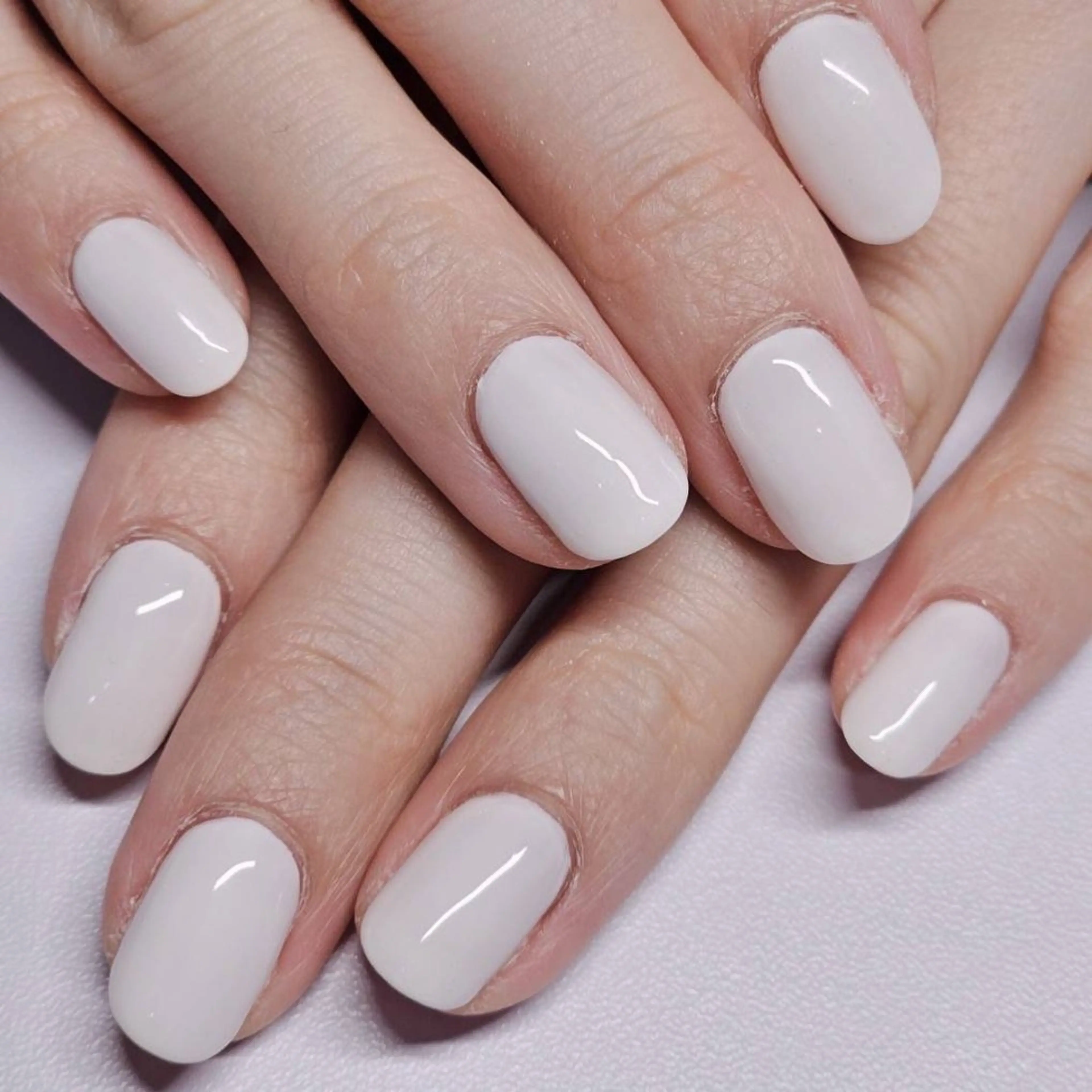 ネイル ワンカラーネイル ホワイト ハンドネイル よしだ ひろきのネイルデザイン