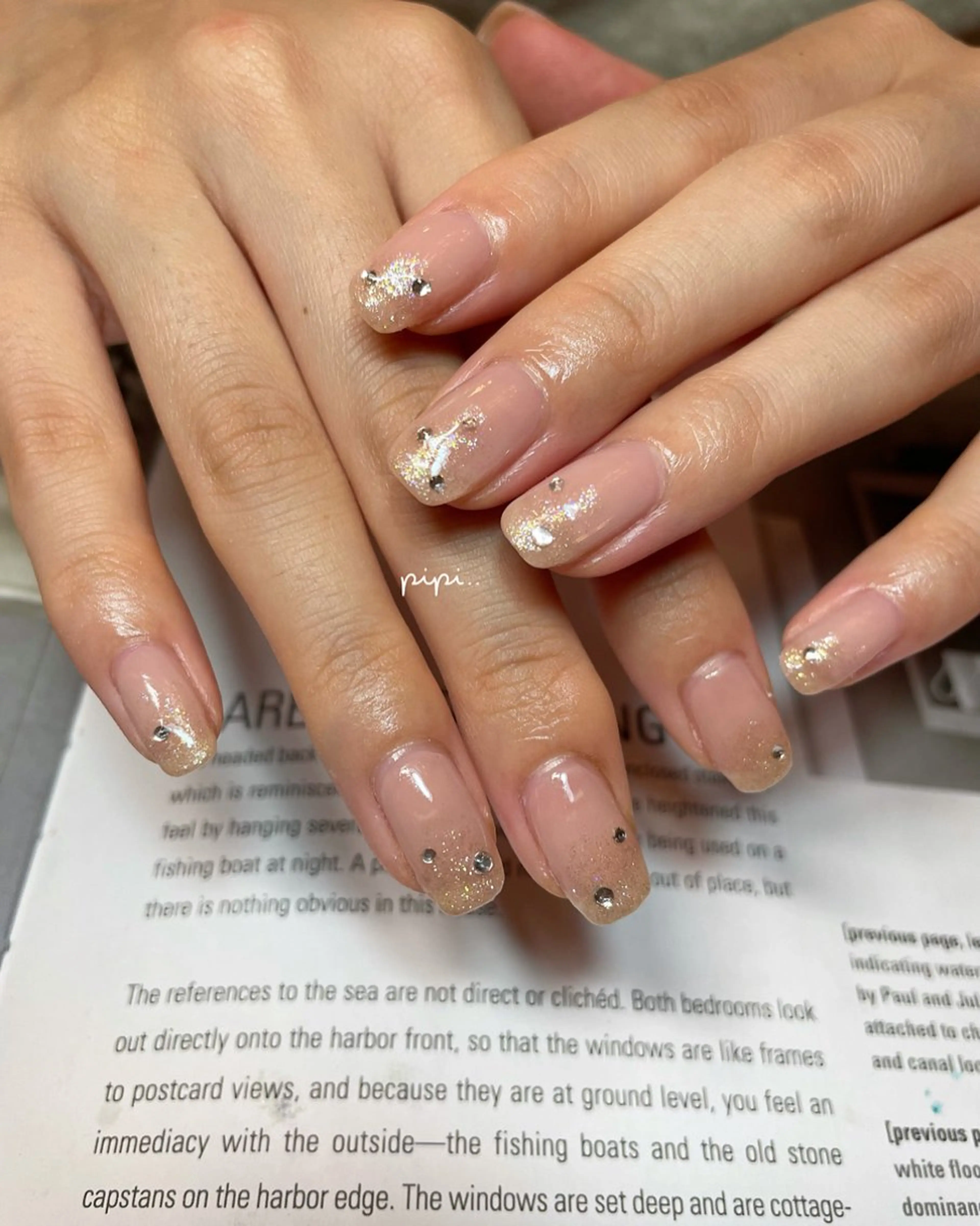 ミディアム pipi..所属・pipi ..のネイルデザイン