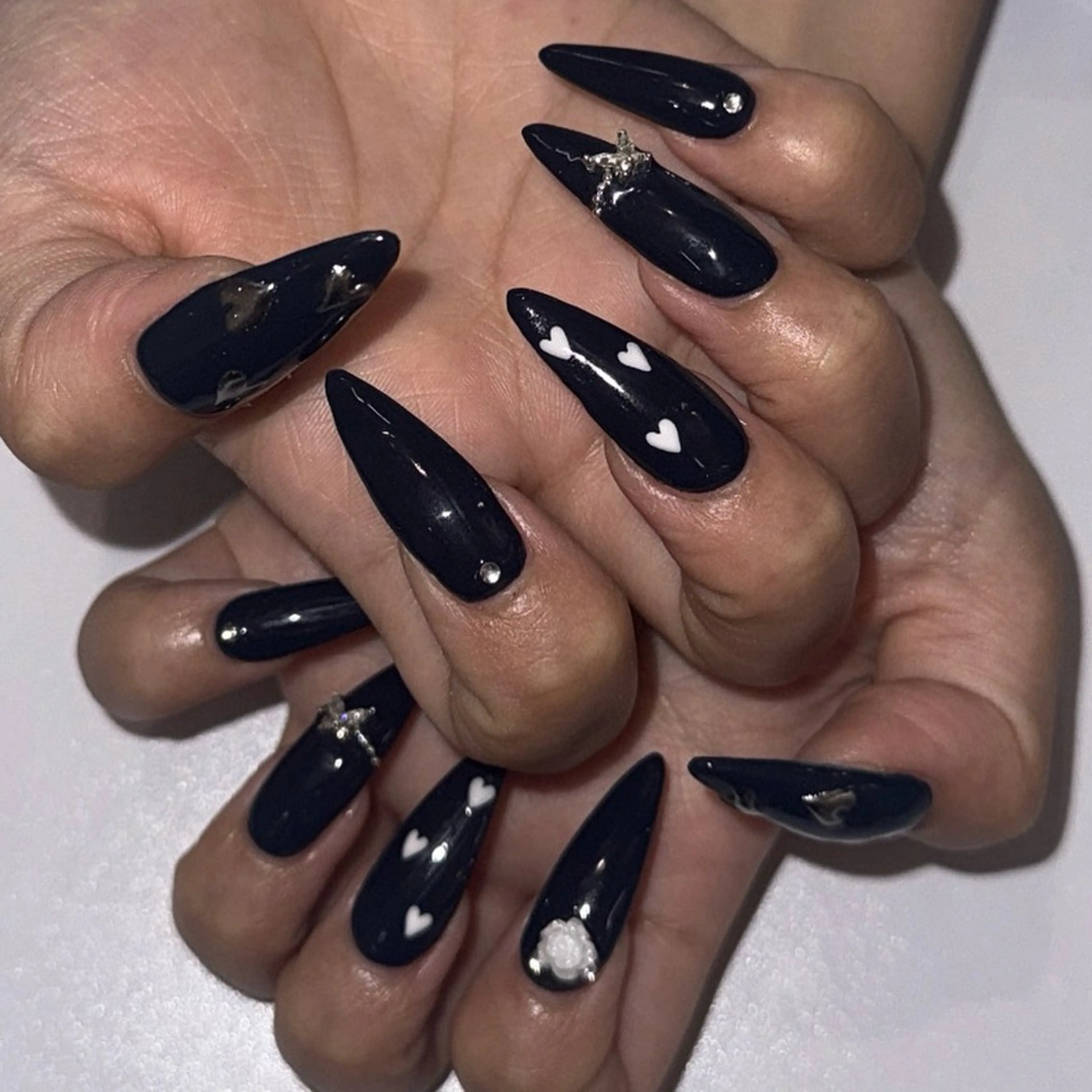 ネイル ハンドネイル 右田 里桜のネイルデザイン