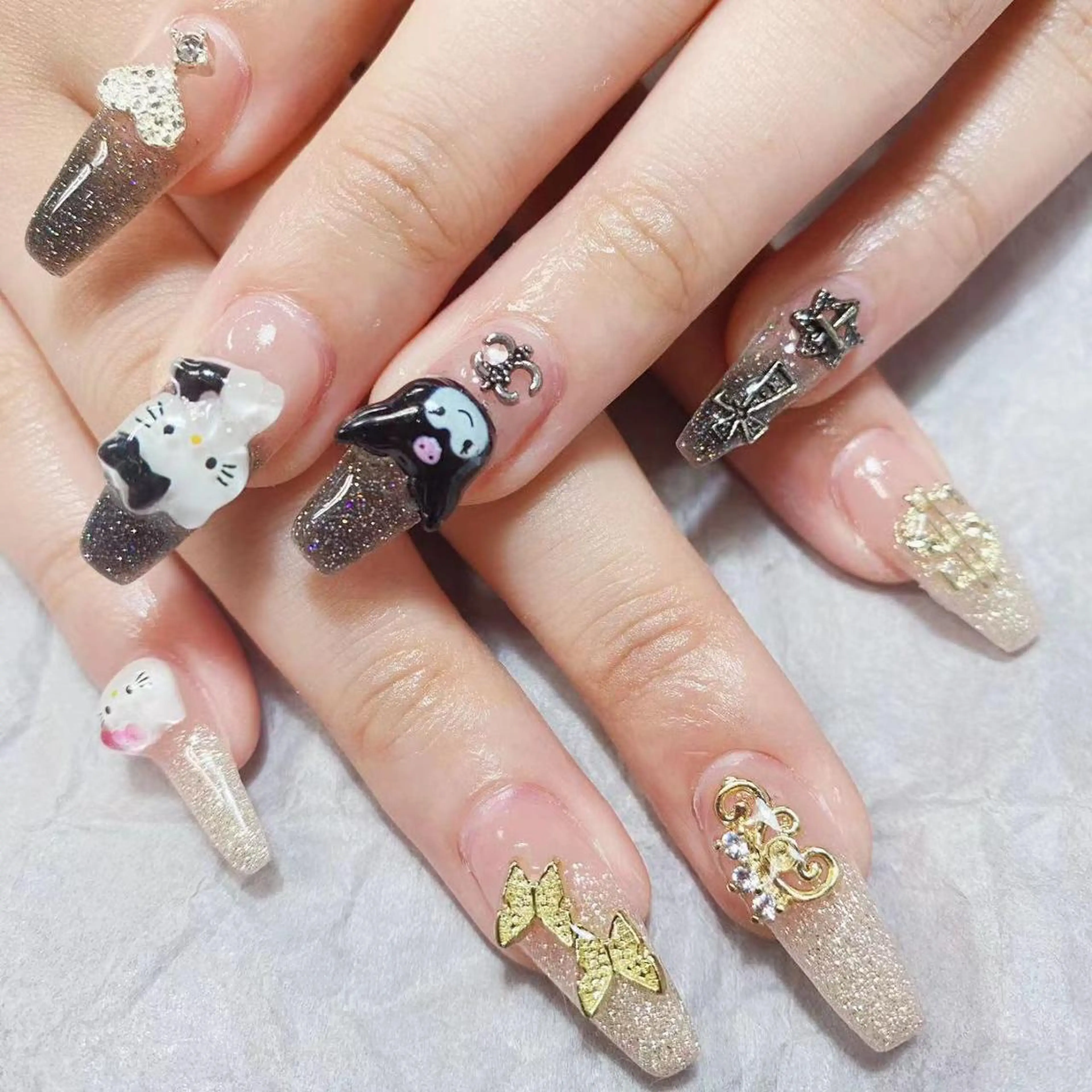 ネイル DIAMOND Nail🥇のネイルデザイン
