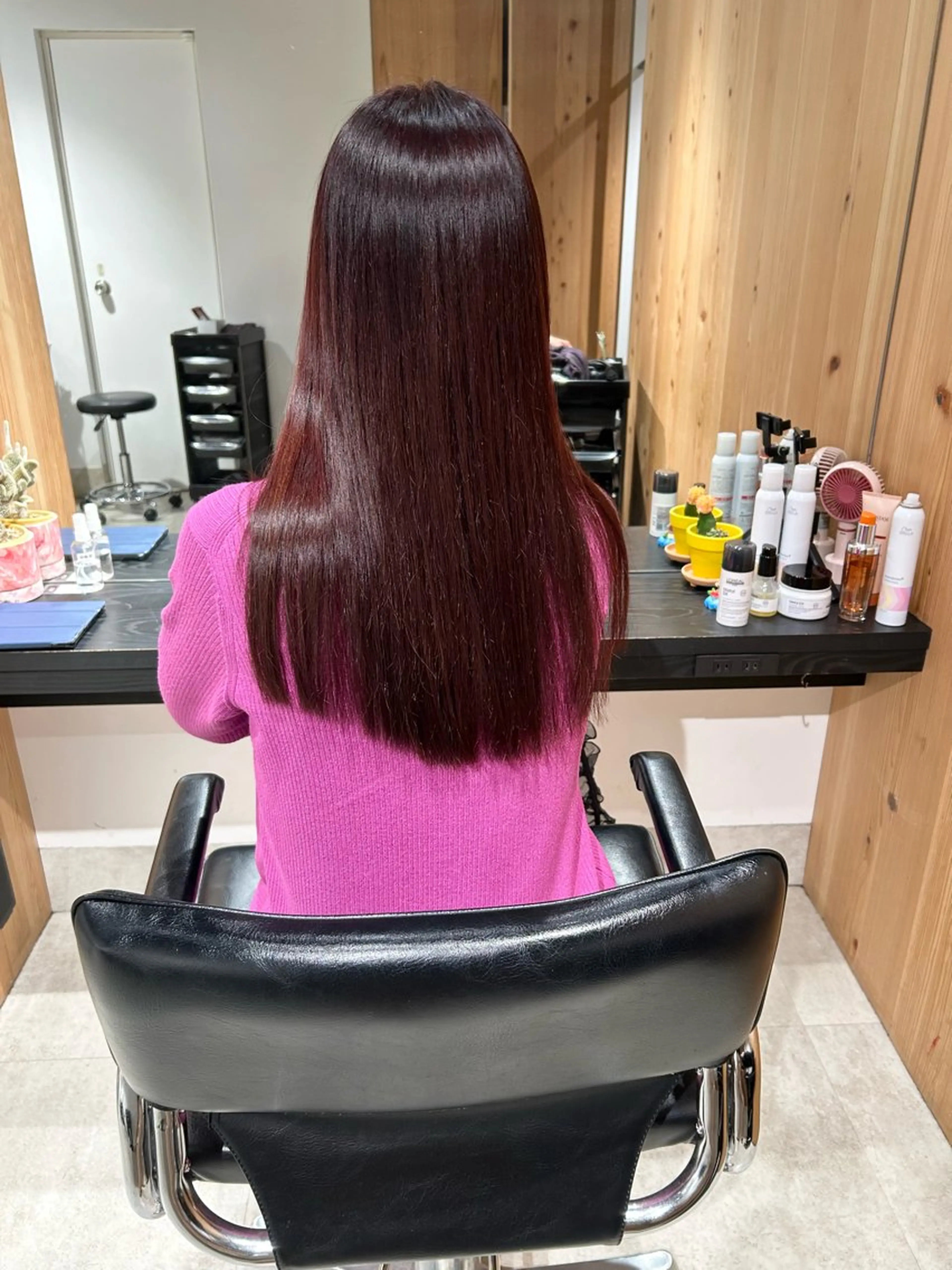 ロング カラー ボルドーカラー ロング カット ヘアカラー 縮毛矯正 トリートメント ヘッドスパ ヘアセット GO TODAY  SHAIRE  SALON   渋谷モディ所属・スキバサミを使わない カット🌼唯🌼のヘアスタイル
