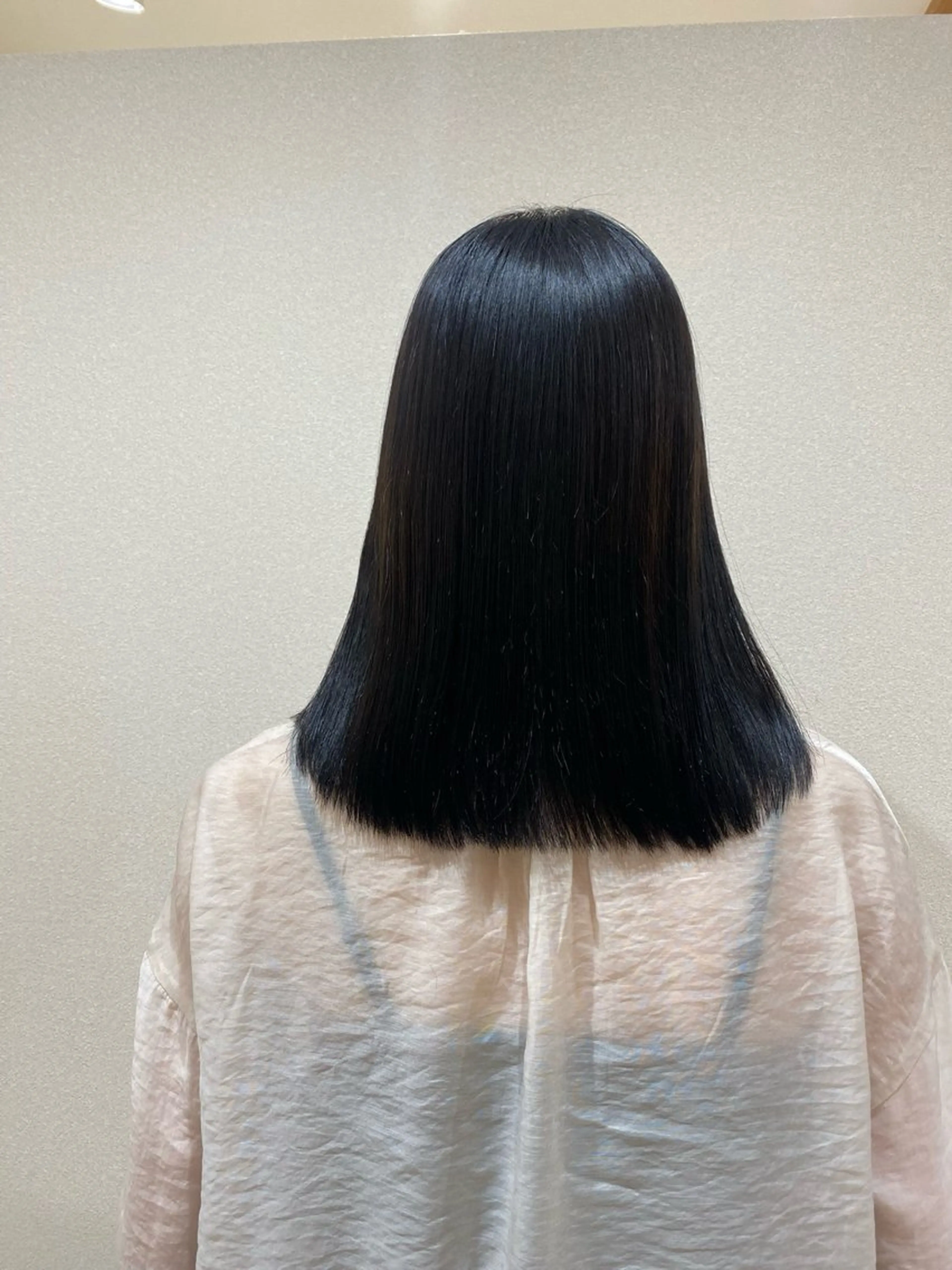 ミディアム カット 縮毛矯正 トリートメント 🌿縮毛矯正/ 髪質改善🌿コバヤシのヘアスタイル