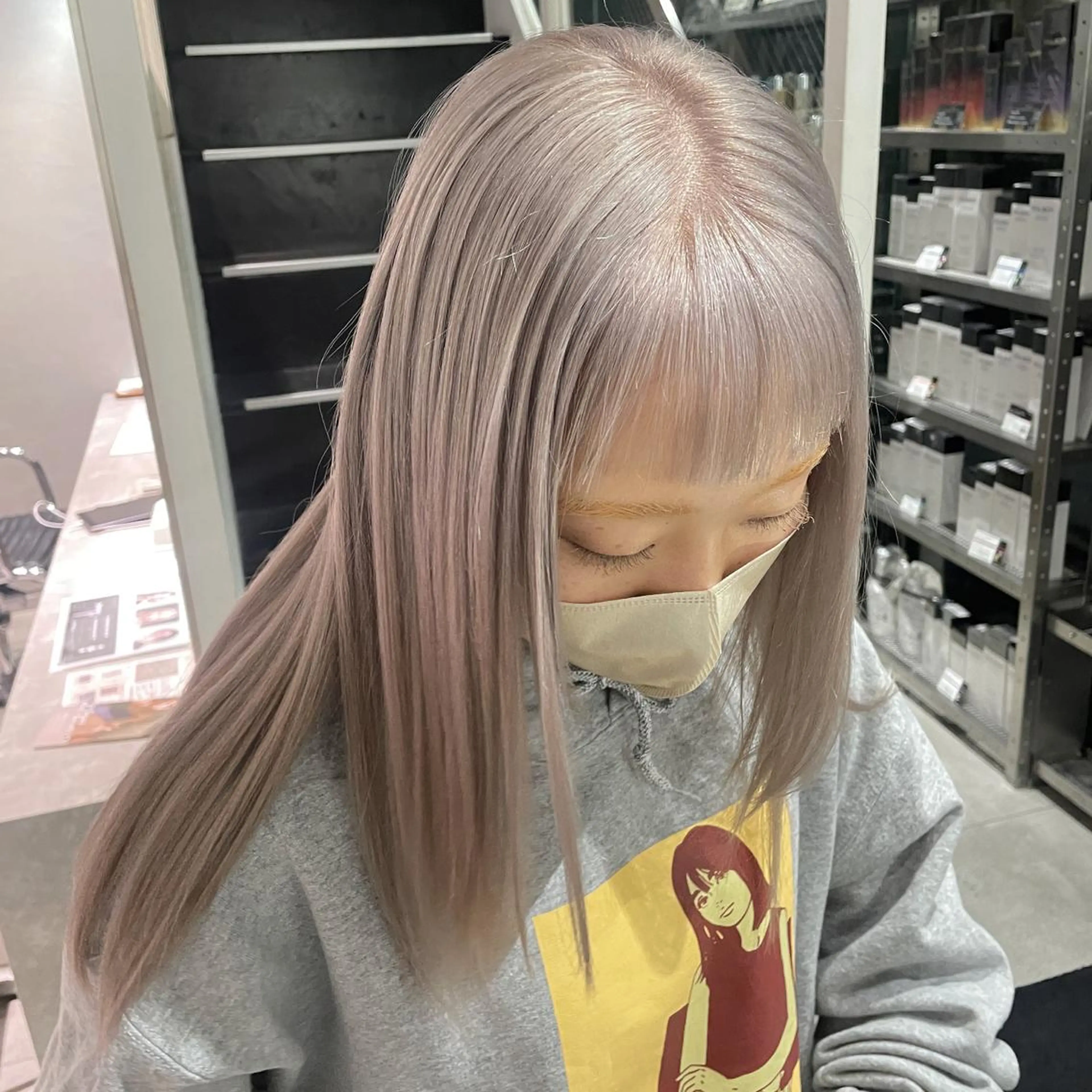 ミディアム カラー miyu ハイトーン/レイヤーのヘアスタイル