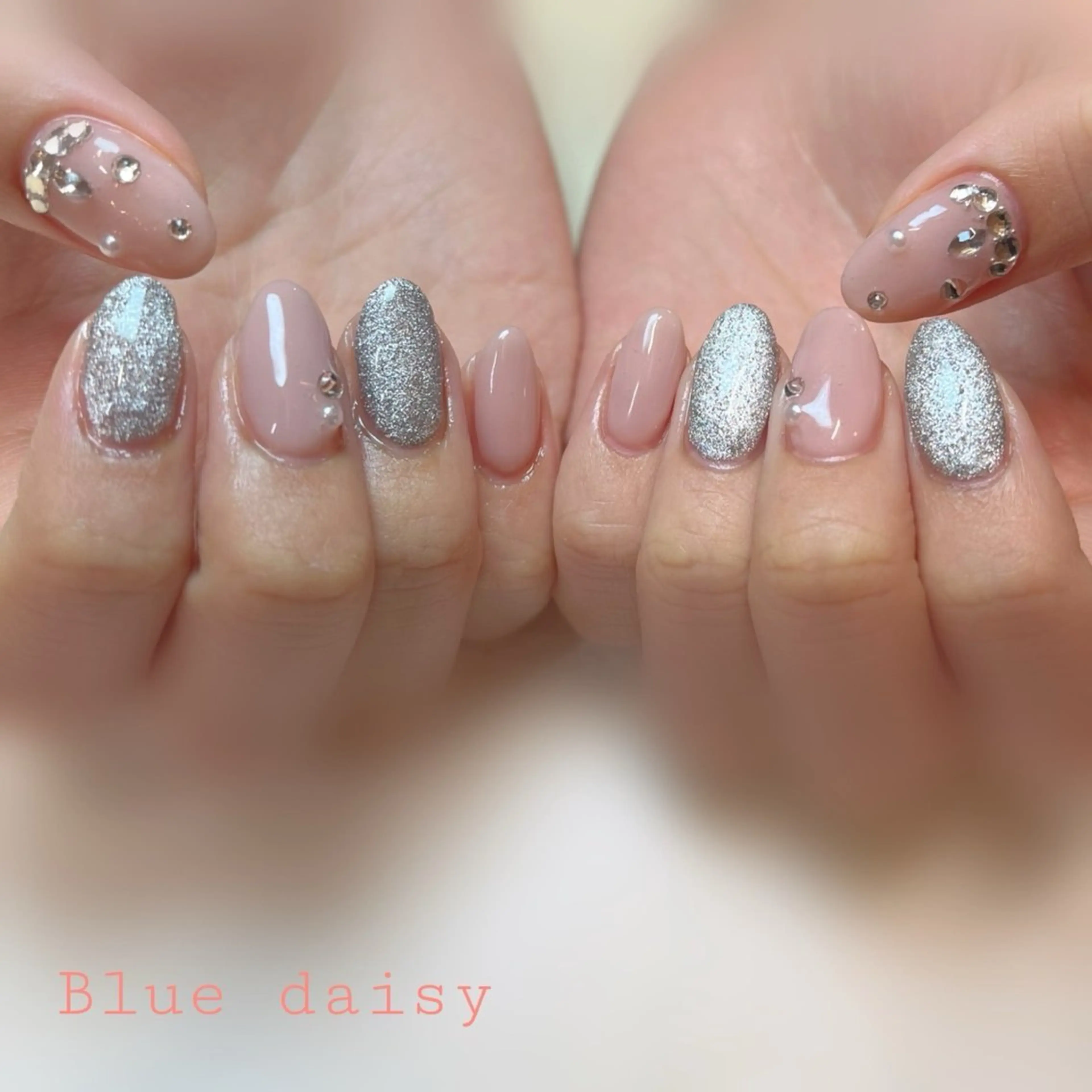 ネイル シンプルネイル ハンドネイル Blue　daisy　栄本店 【ブルーデイジー】所属・Blue daisy 栄本店のネイルデザイン