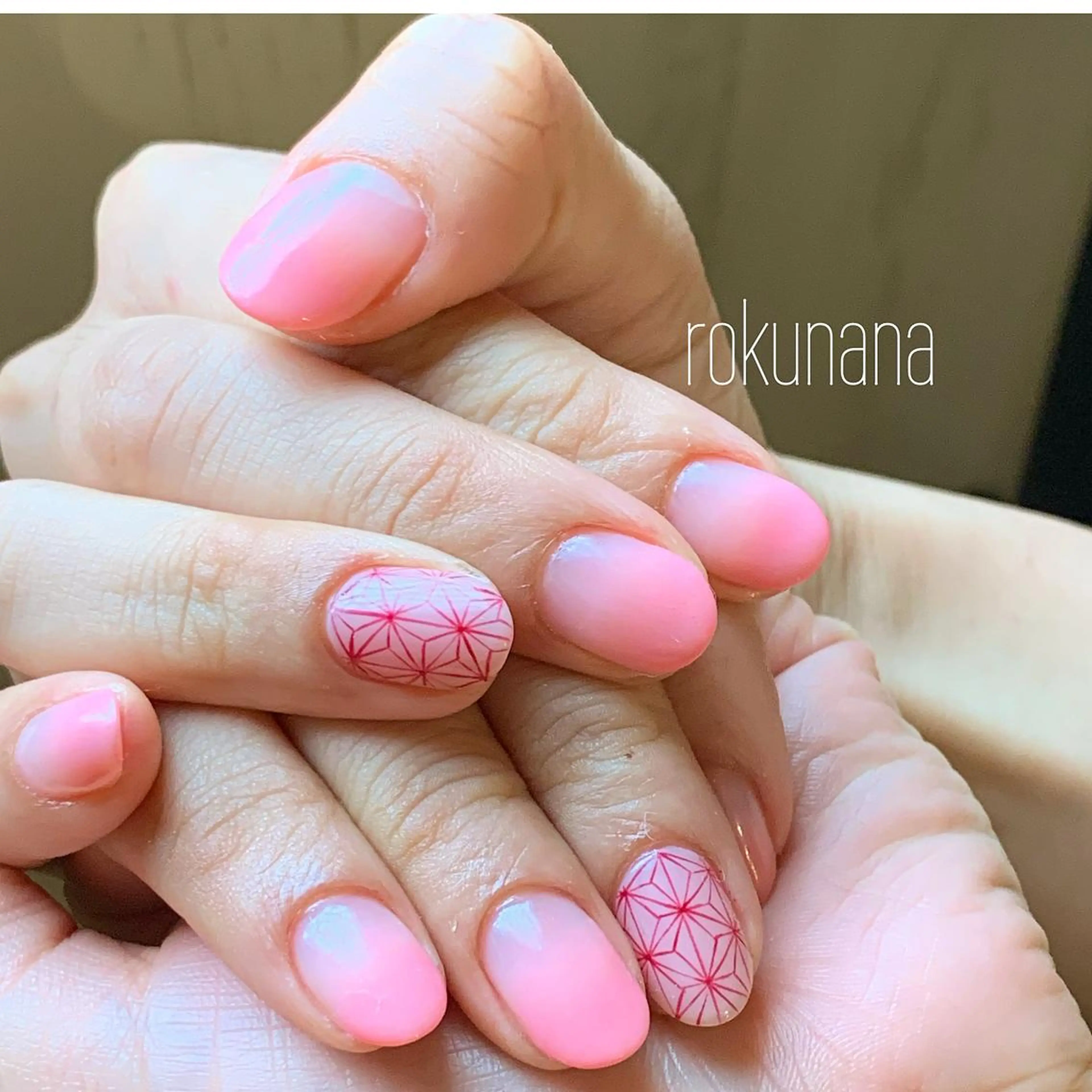 ネイル rokunana 佐野のネイルデザイン