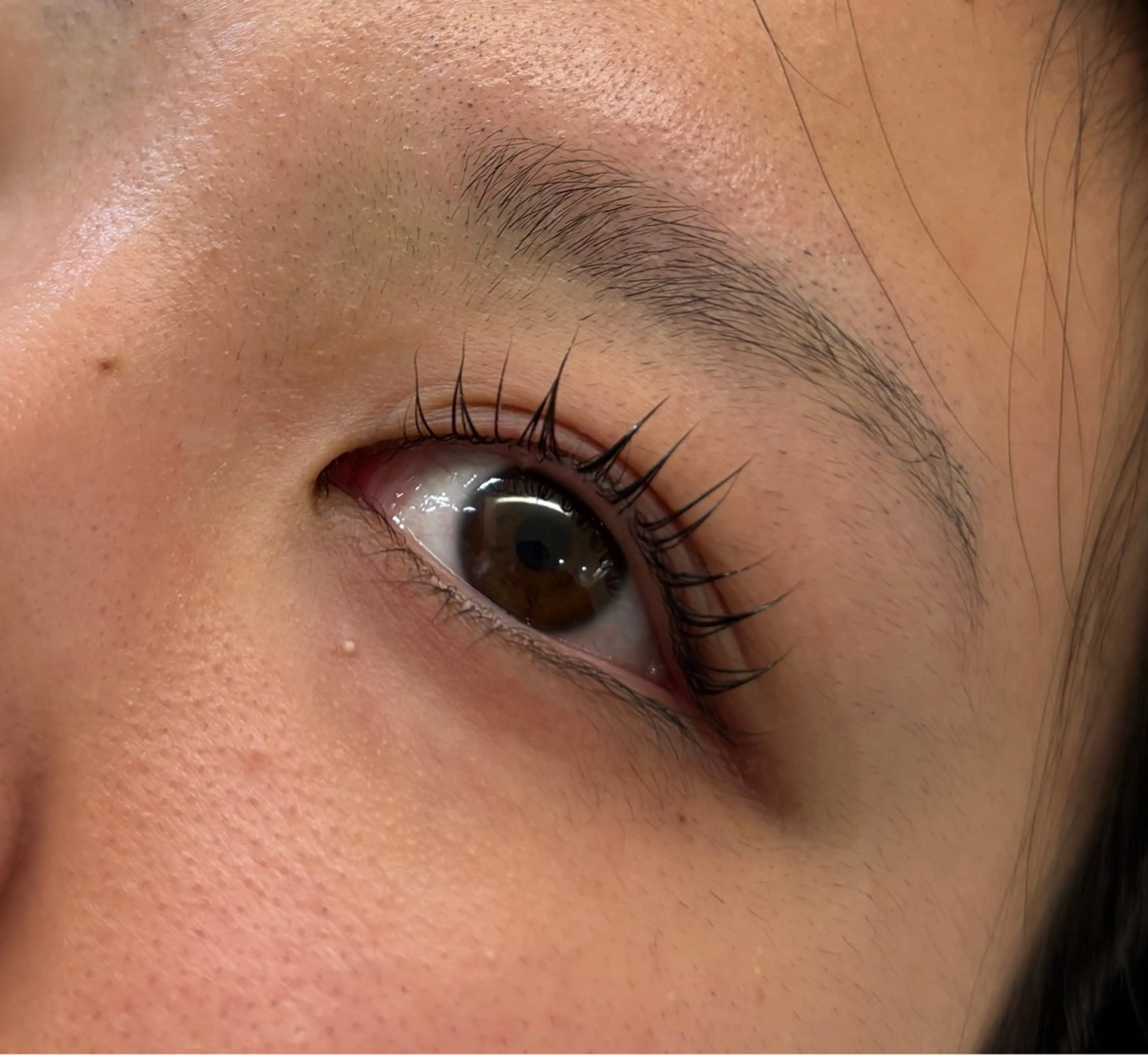 マツエク・マツパ eye lash  Lucia 難波所属・ひらおか ういの眉毛・アイブロウイメージ