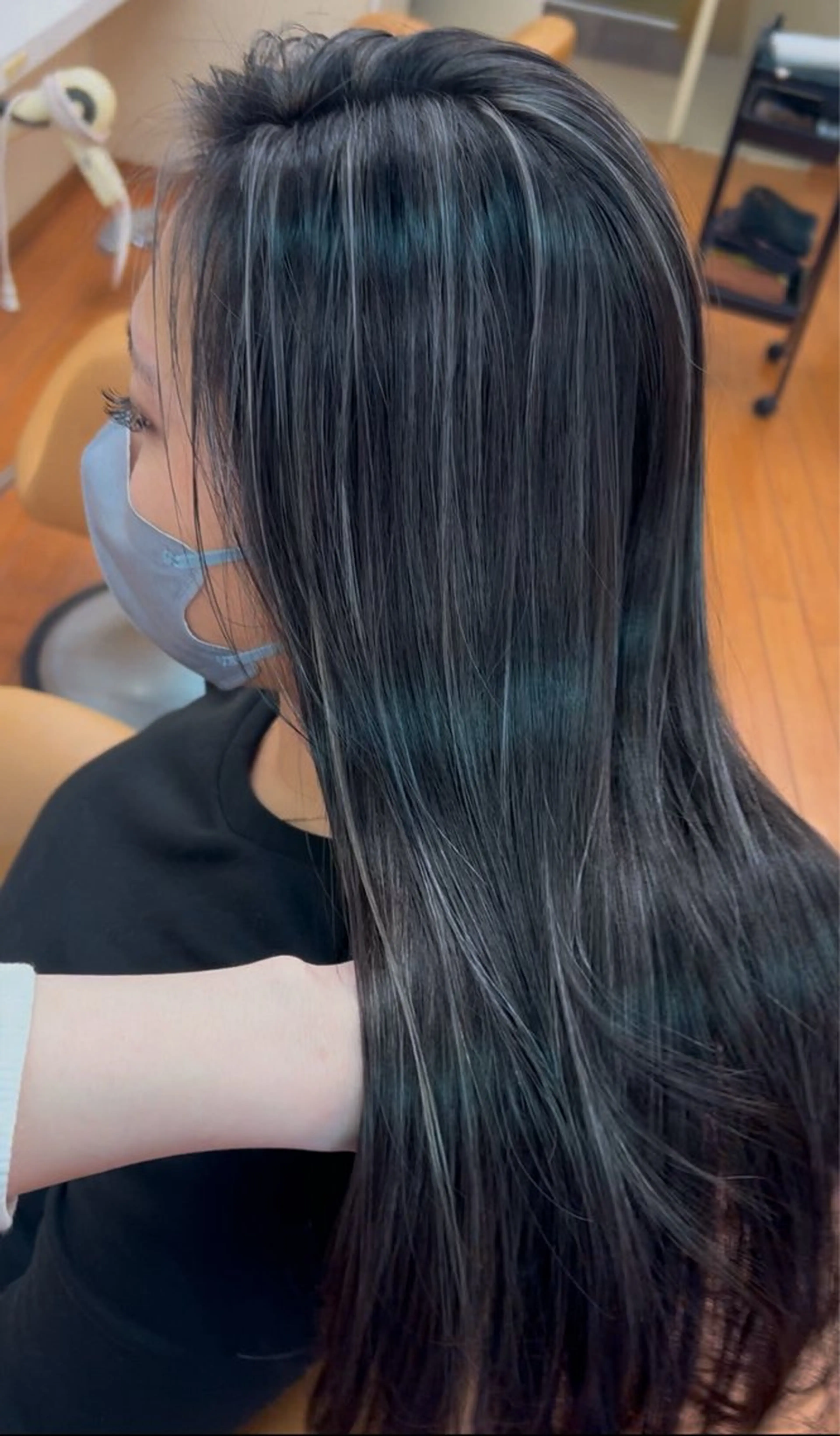 セミロング 髪質改善 ヘアカラー 濱川 良栄のヘアスタイル