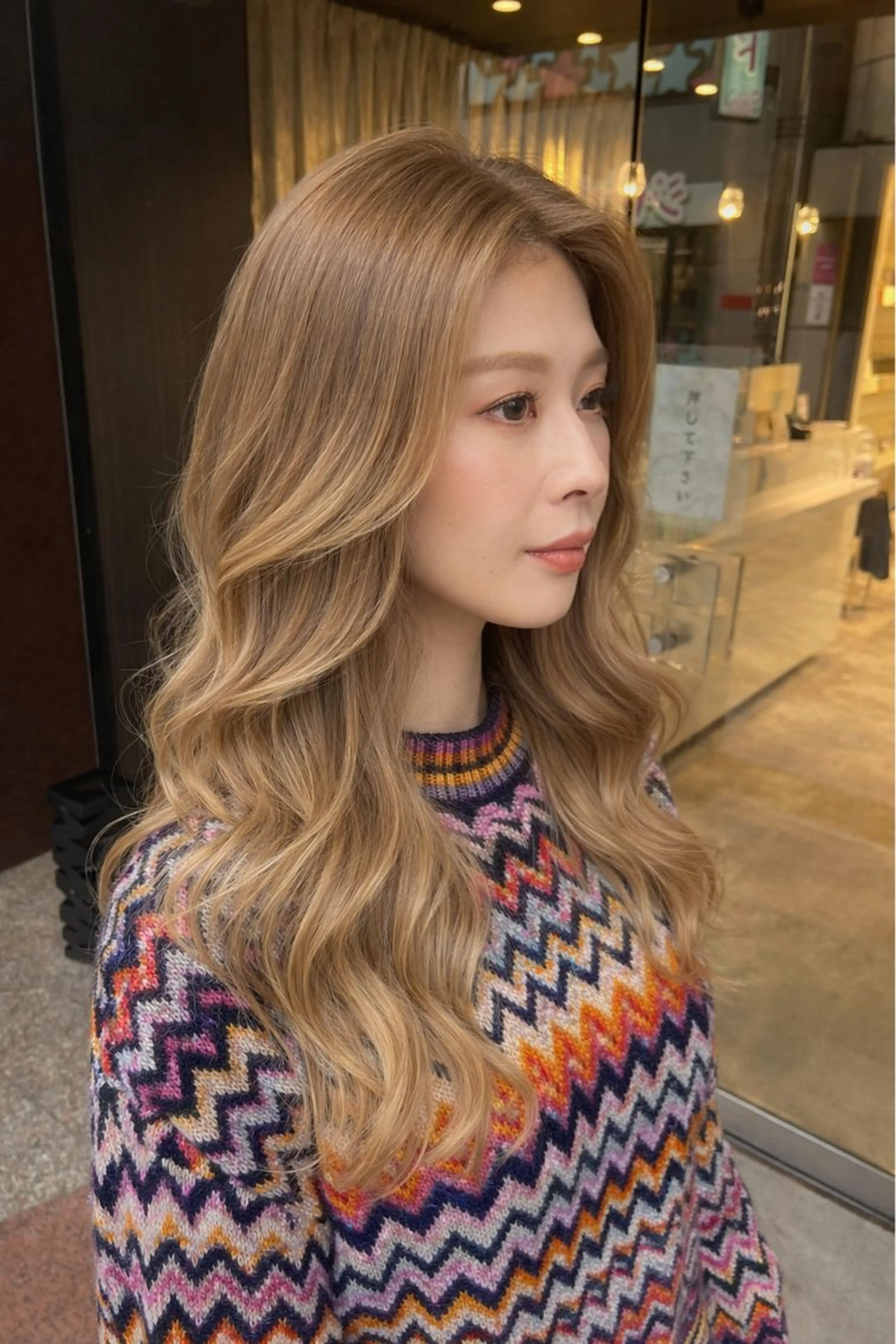 カラー 透明感のある艶髪なら 矢場町駅4番出口すぐのヘアスタイル