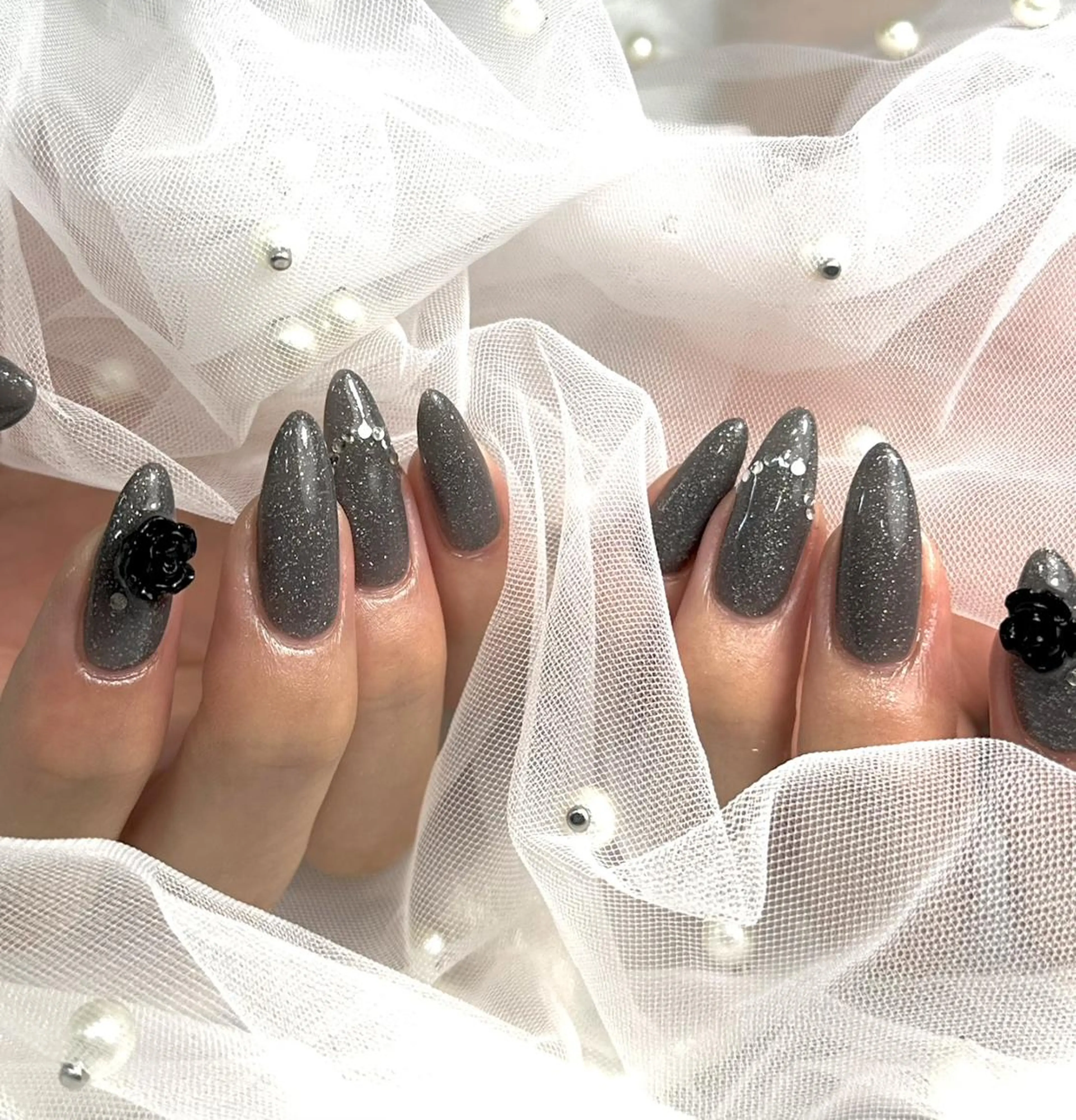 ネイル フットネイル ジェルネイル マグネットネイル 持ち込み ニュアンスネイル ハンドネイル DL•BEAUTY / AKANEのネイルデザイン