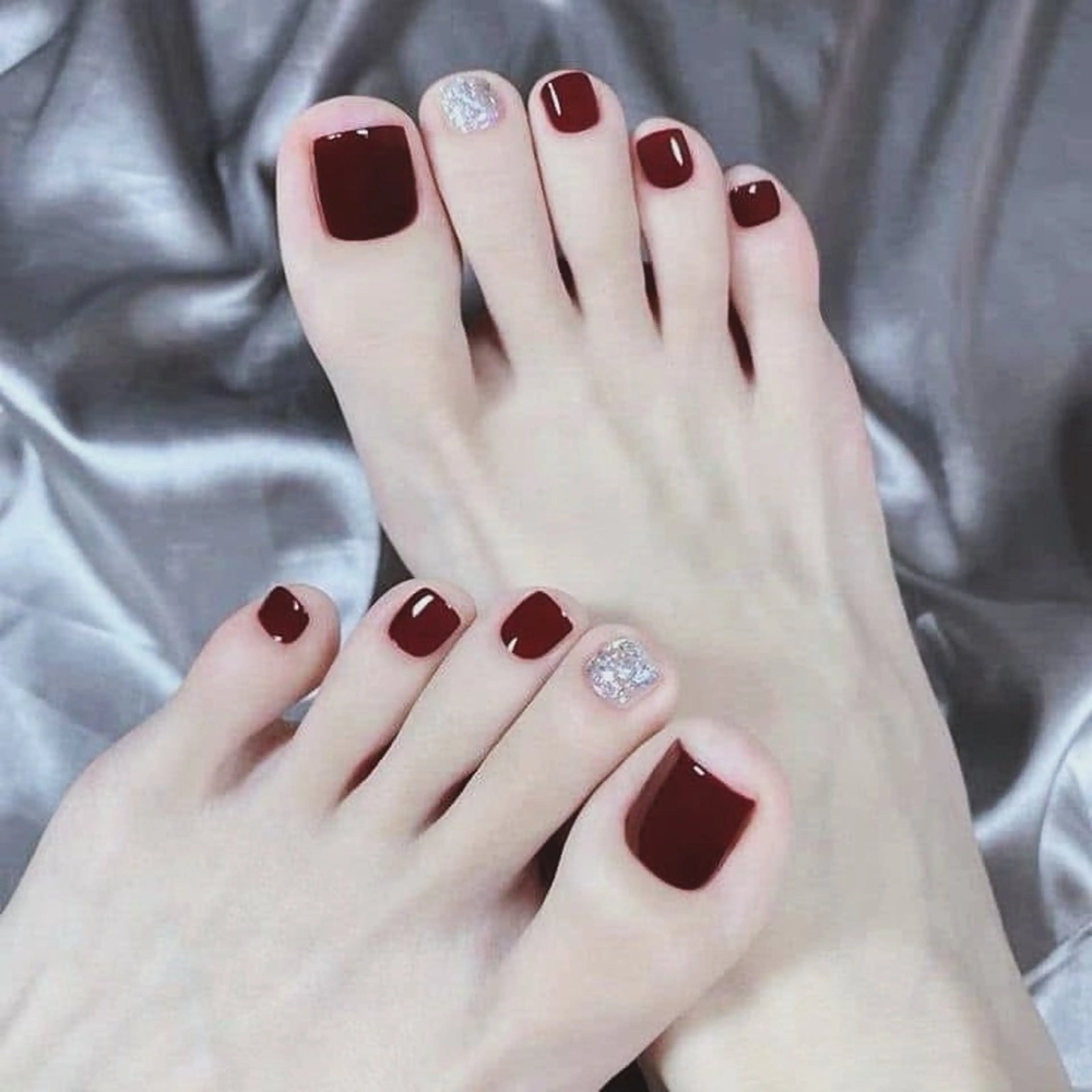 ネイル フットネイル ジェルネイル 韓国ネイル マグネットネイル 持ち込み ハンドネイル Akiko ネイルサロン所属・AKIKO ネイルサロンのネイルデザイン