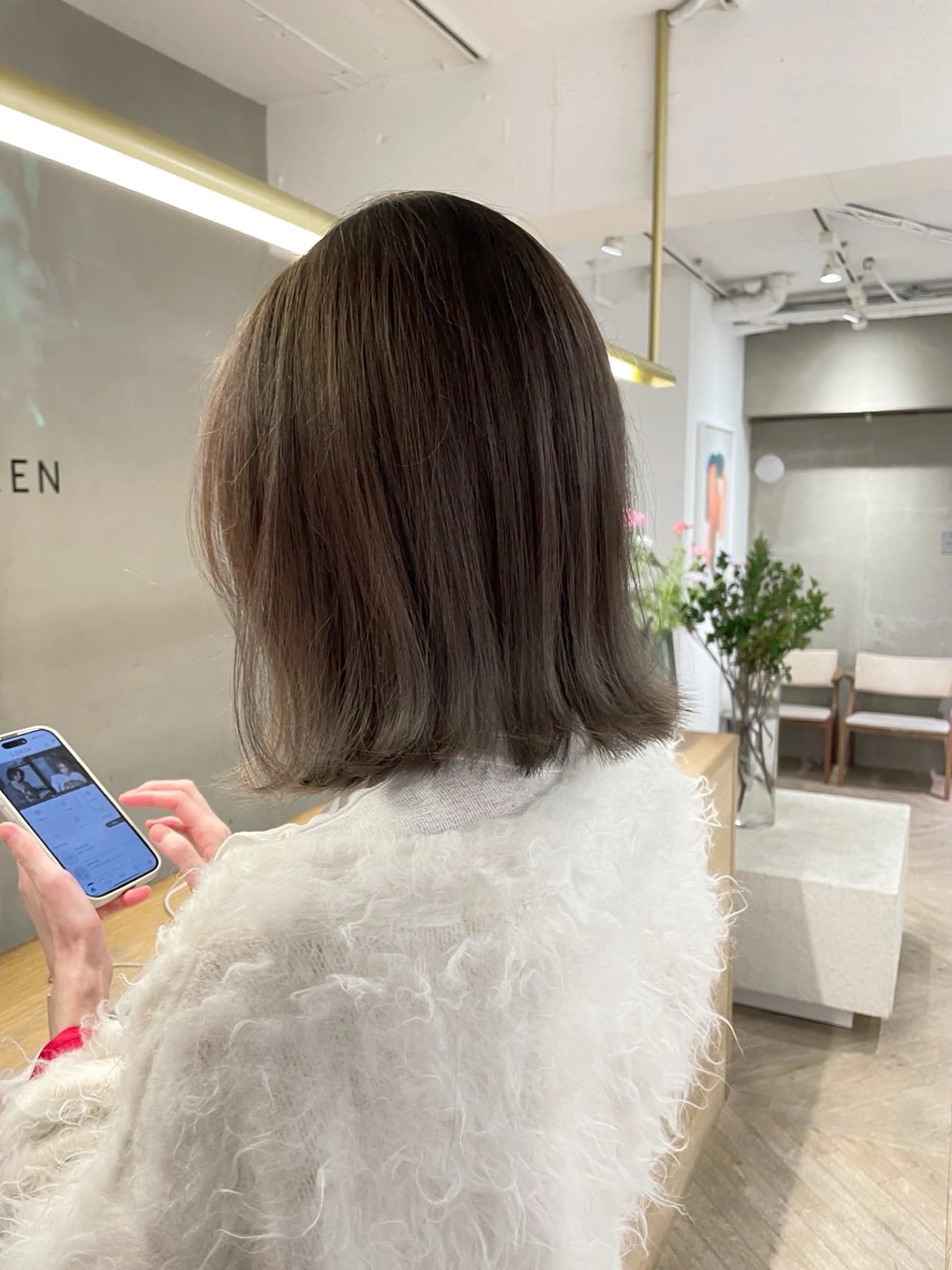 ミディアム カラー ベージュカラー ブラウンカラー オリーブベージュ オリーブブラウン 縮毛矯正 LOREN/ miuのヘアスタイル