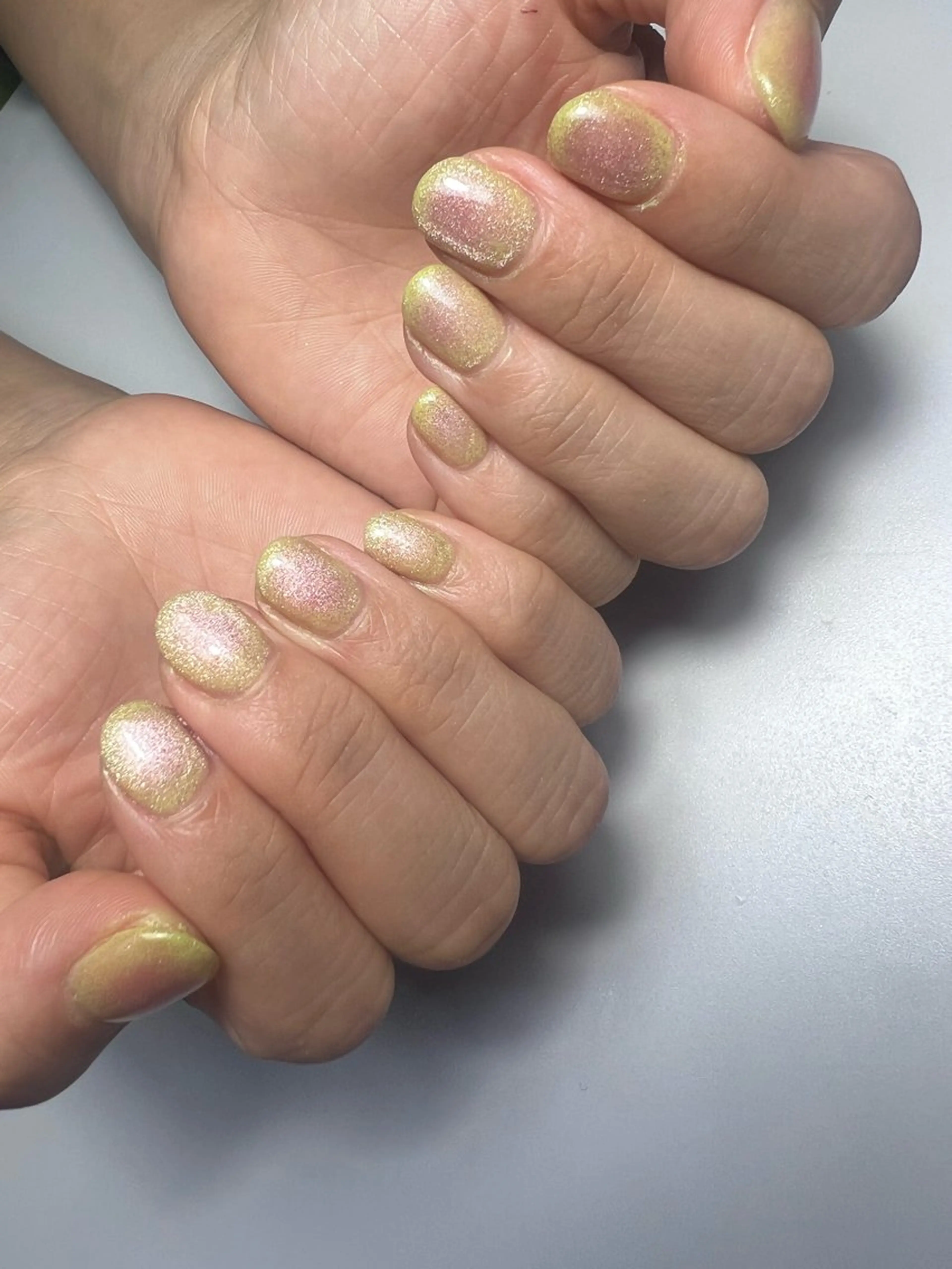 ネイル グラデーション マグネットネイル ハンドネイル 中村 翠のネイルデザイン