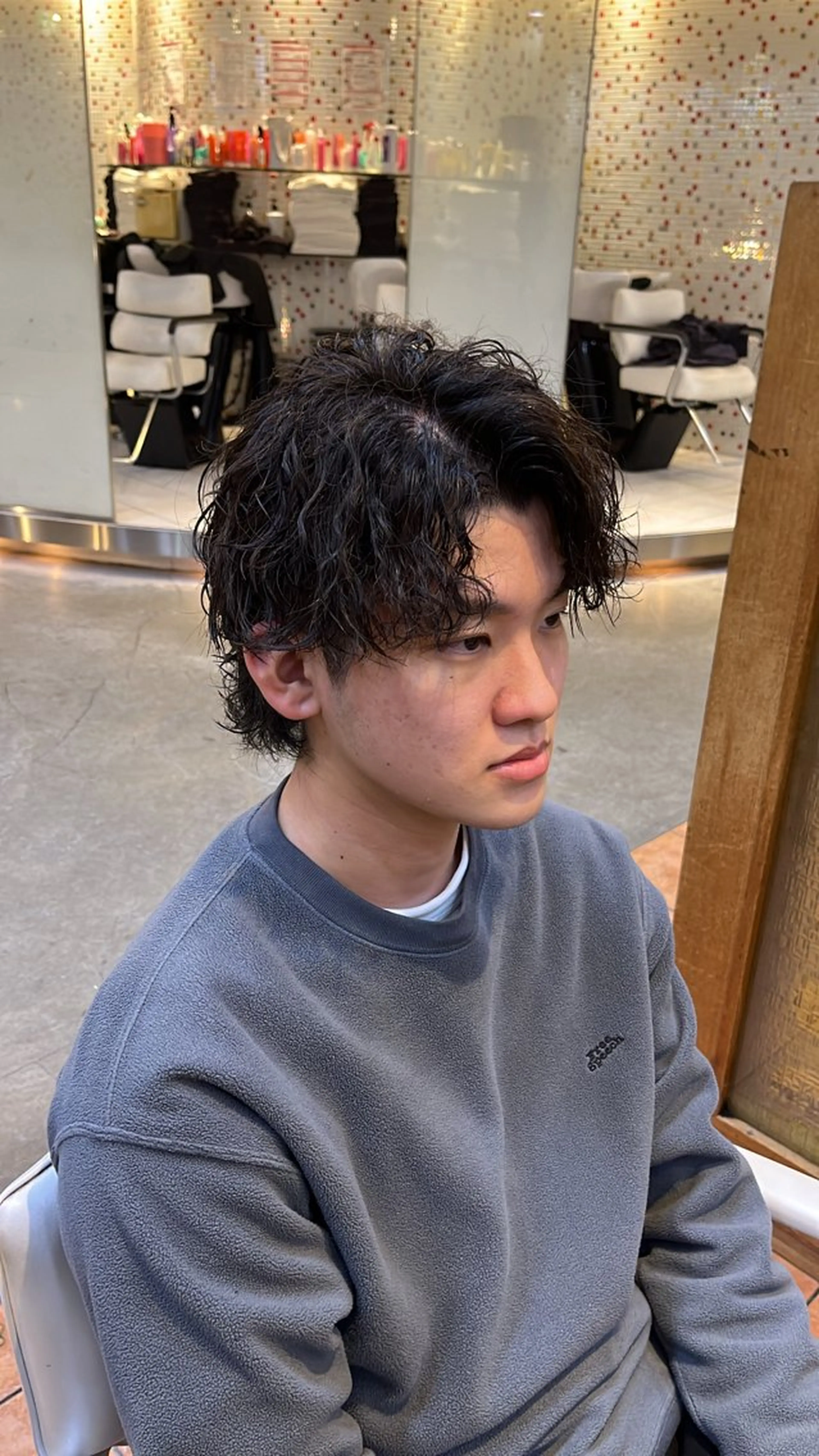 ミディアム パーマ メンズ ミディアムパーマ メンズパーマ メンズウルフカット ウルフカット スパイラルパーマ STAGE所属・ニュアンスパーマ/ 本厚木/NAOAKIのヘアスタイル