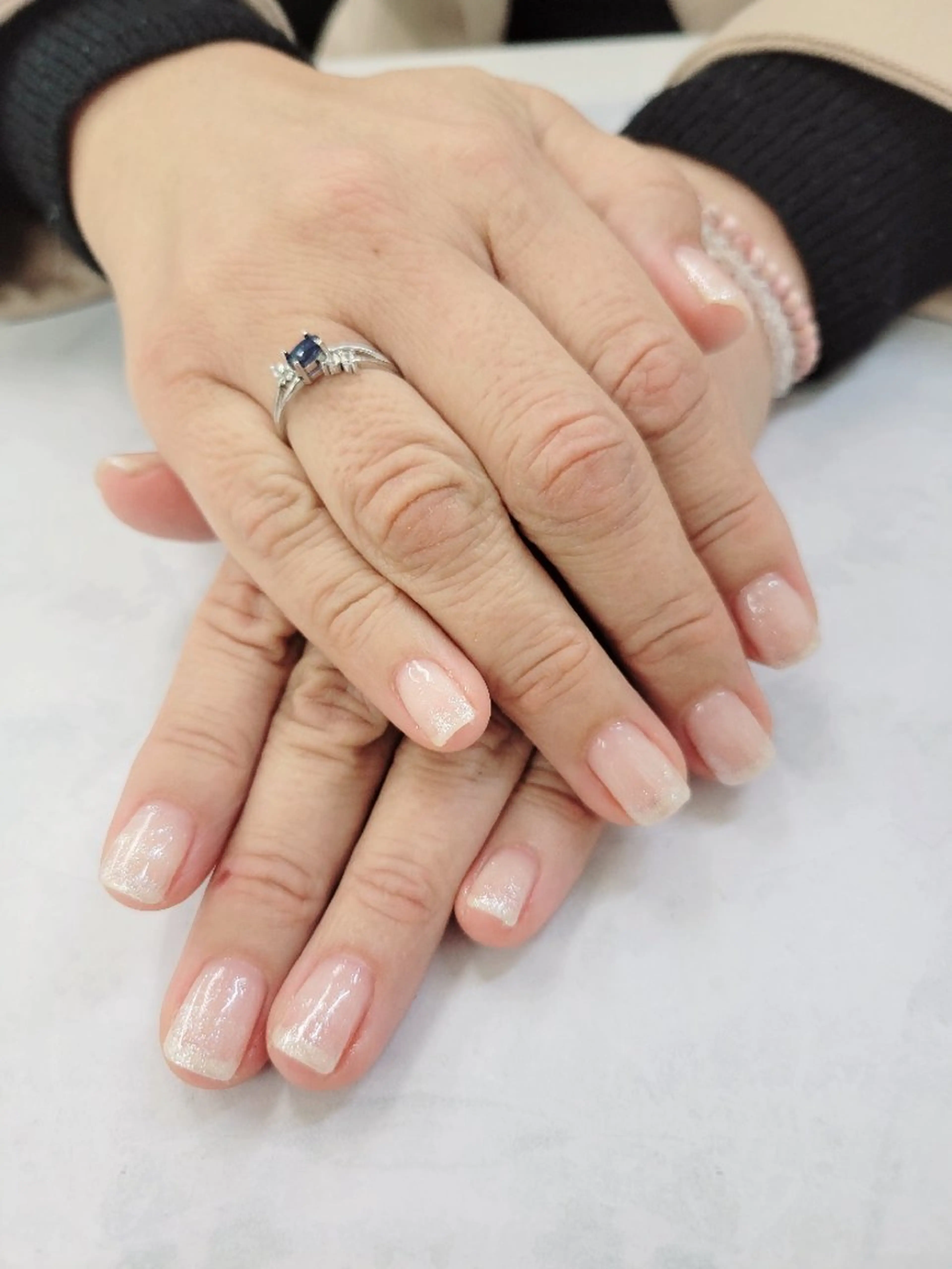 ネイル ラメ(グリッター) ラメグラデーション ハンドネイル アンビアンテ浦和店所属・アンビアンテ 🐰 大山のネイルデザイン