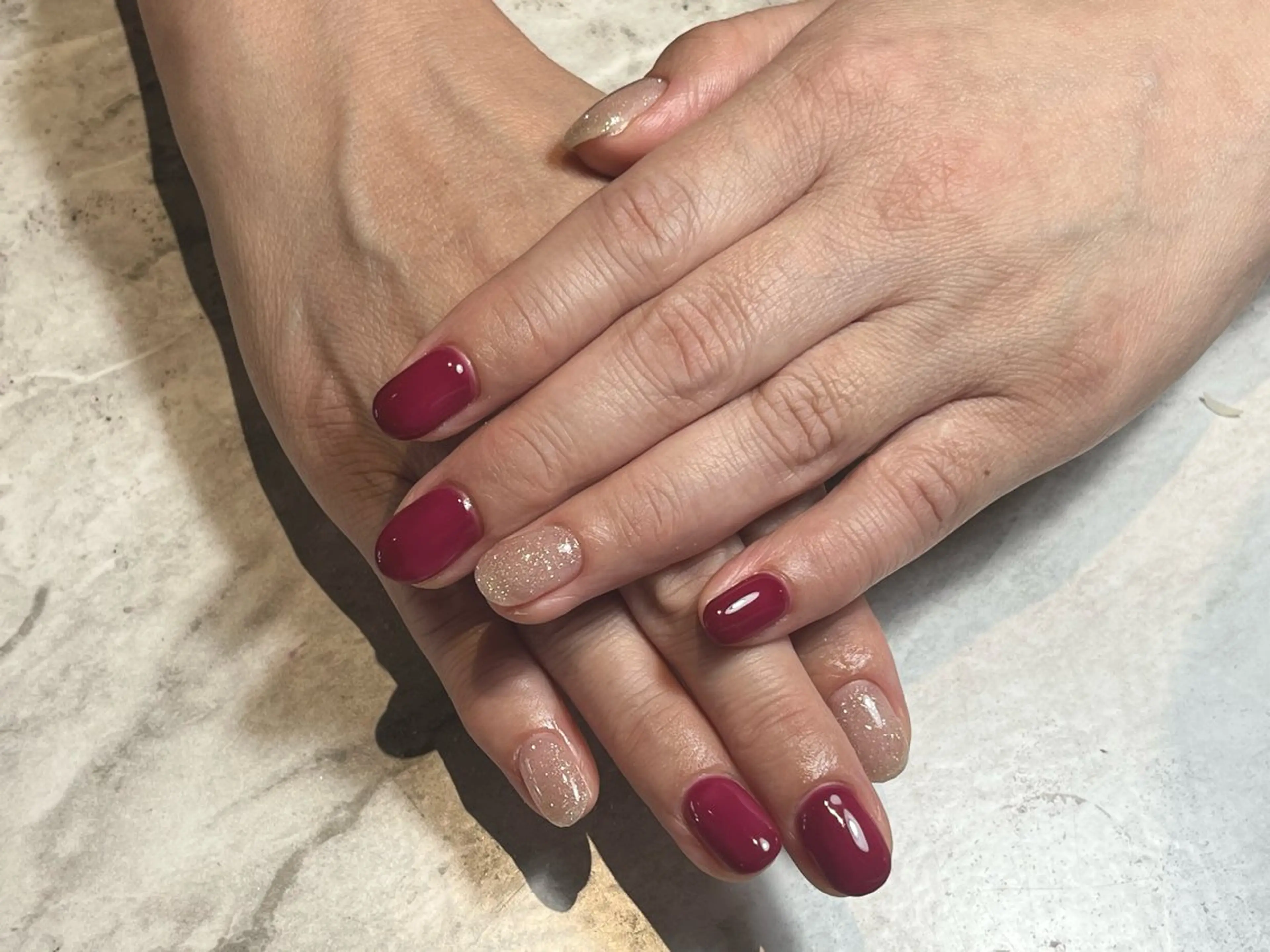 ネイル 赤色 林 優里のネイルデザイン