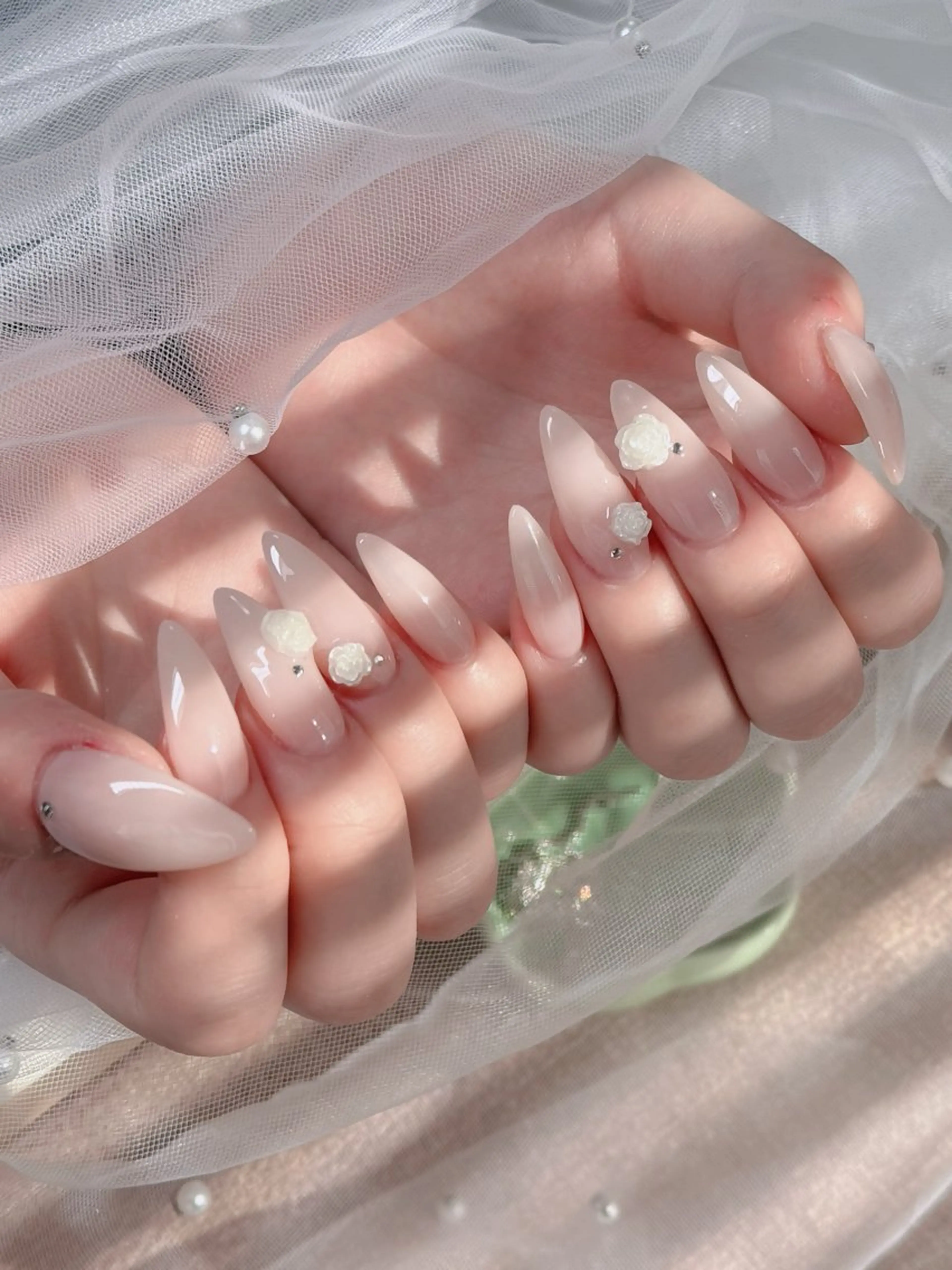 ネイル フレンチネイル ジェルネイル ガラスフレンチ ハロウィン ハート ハンドネイル H.baby Nail Salonのネイルデザイン