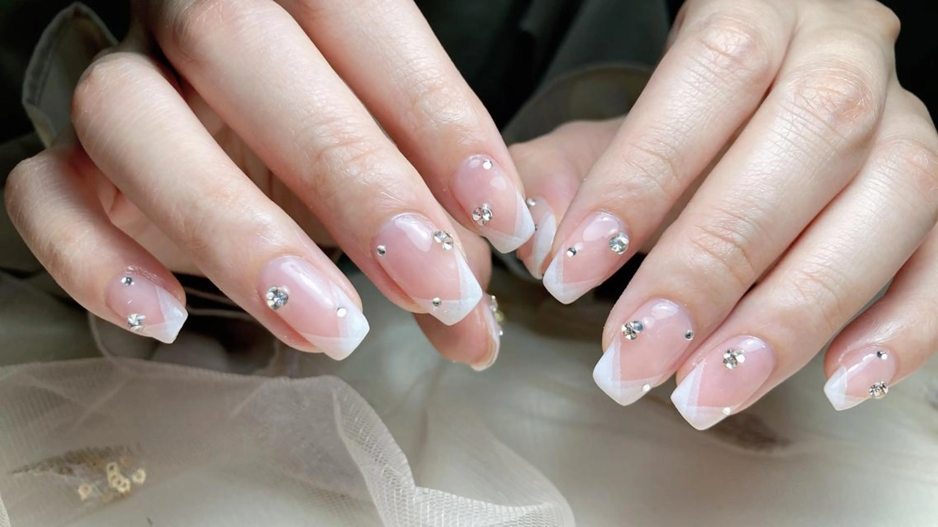 ネイル ewt miniのマツエク・マツパデザイン