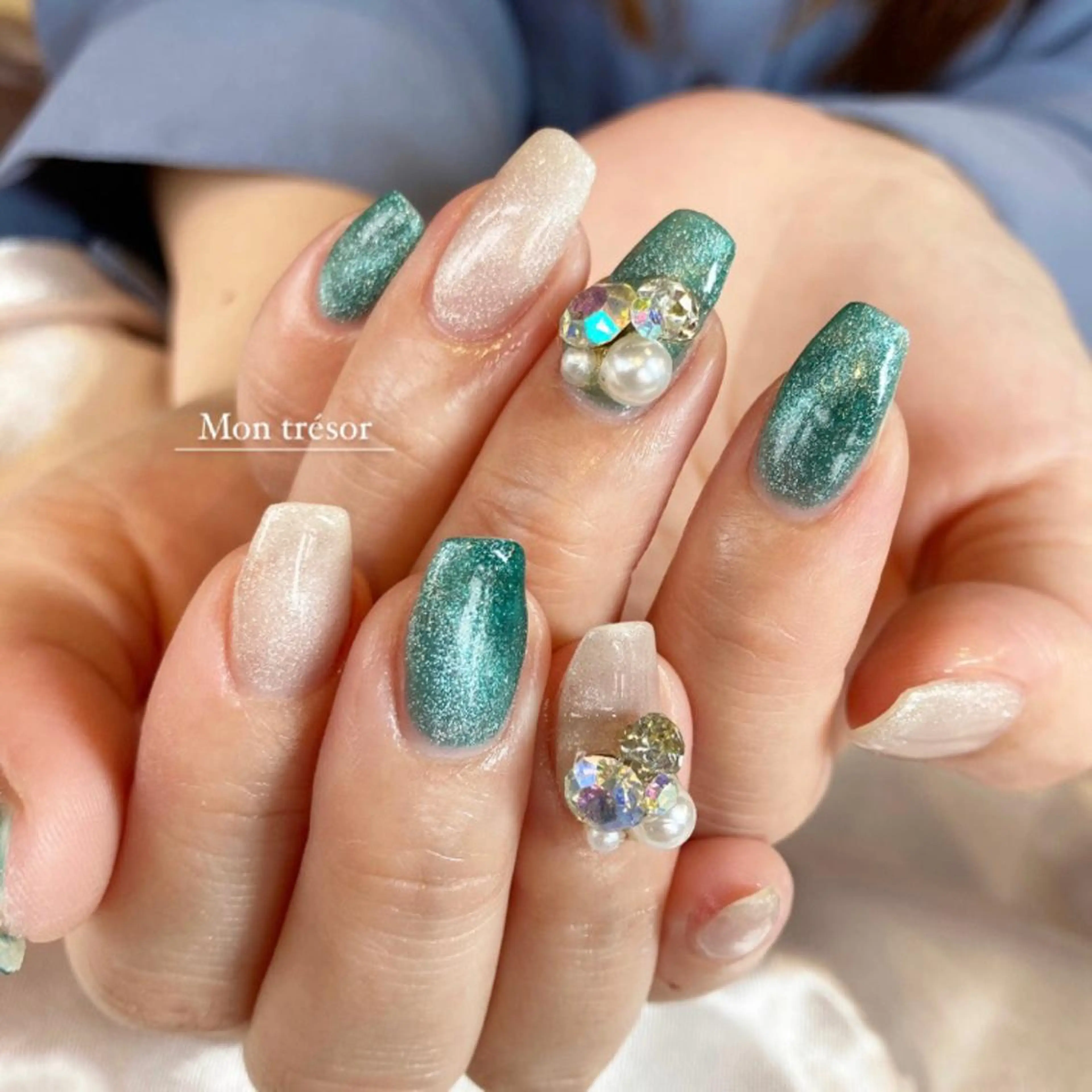 ネイル マグネットネイル Mon trésor所属・Montrésor 名古屋ネイルサロンのネイルデザイン