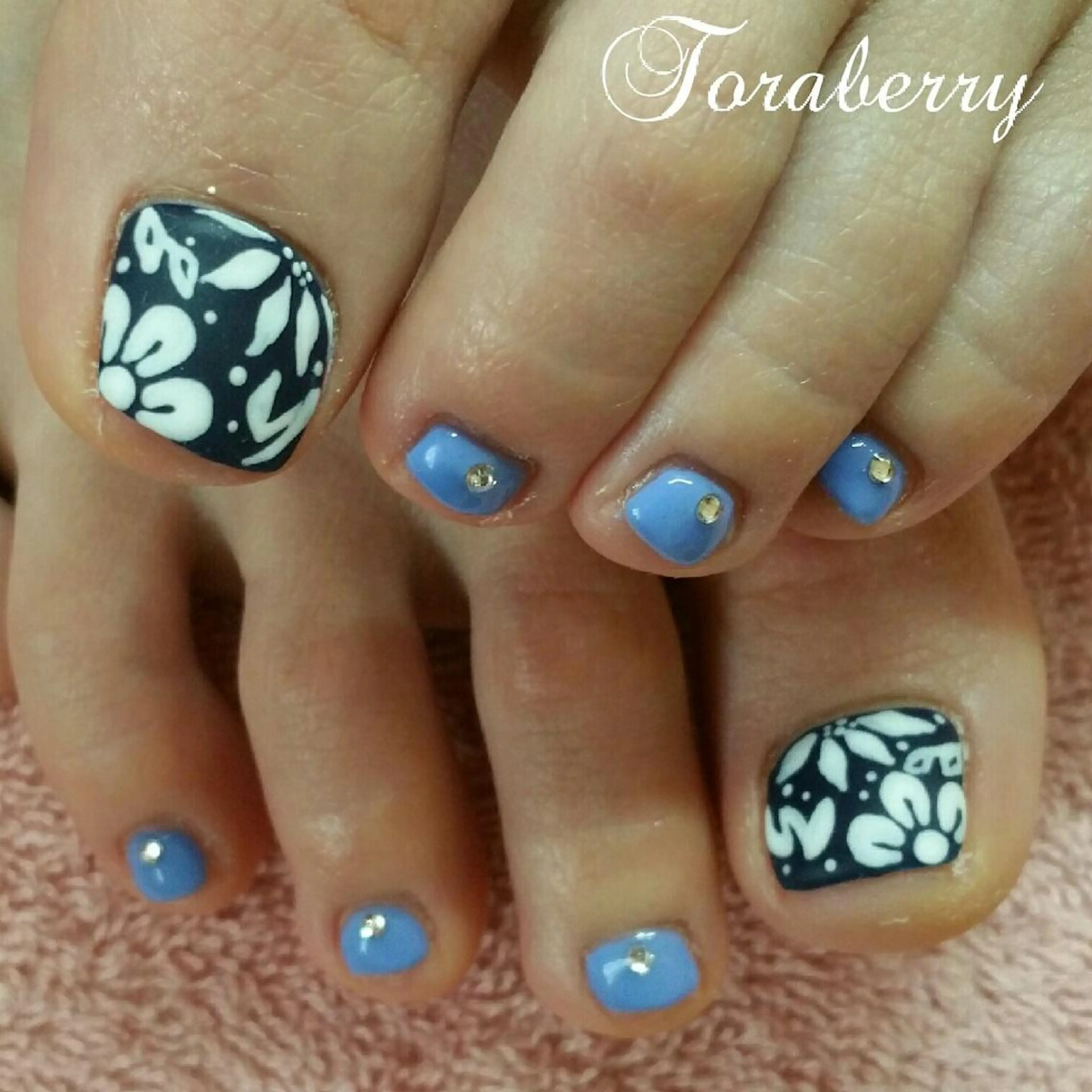 ネイル ネイリスト なつみのネイルデザイン