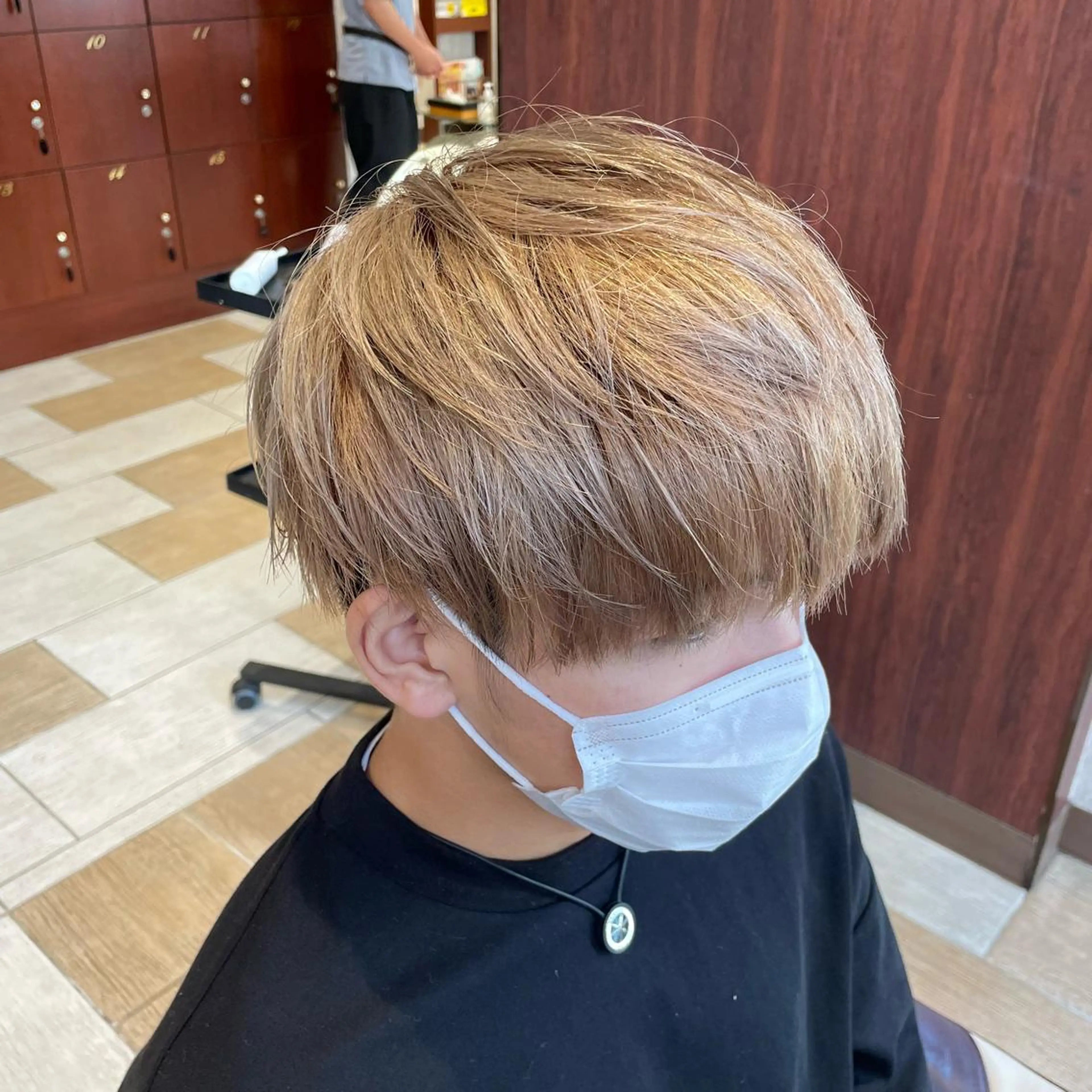 ミディアム カラー メンズ ヘアカラー トリートメント ツイスパ/メンズ特化 🦋𝑺𝑶𝑵𝑬の眉毛・アイブロウイメージ