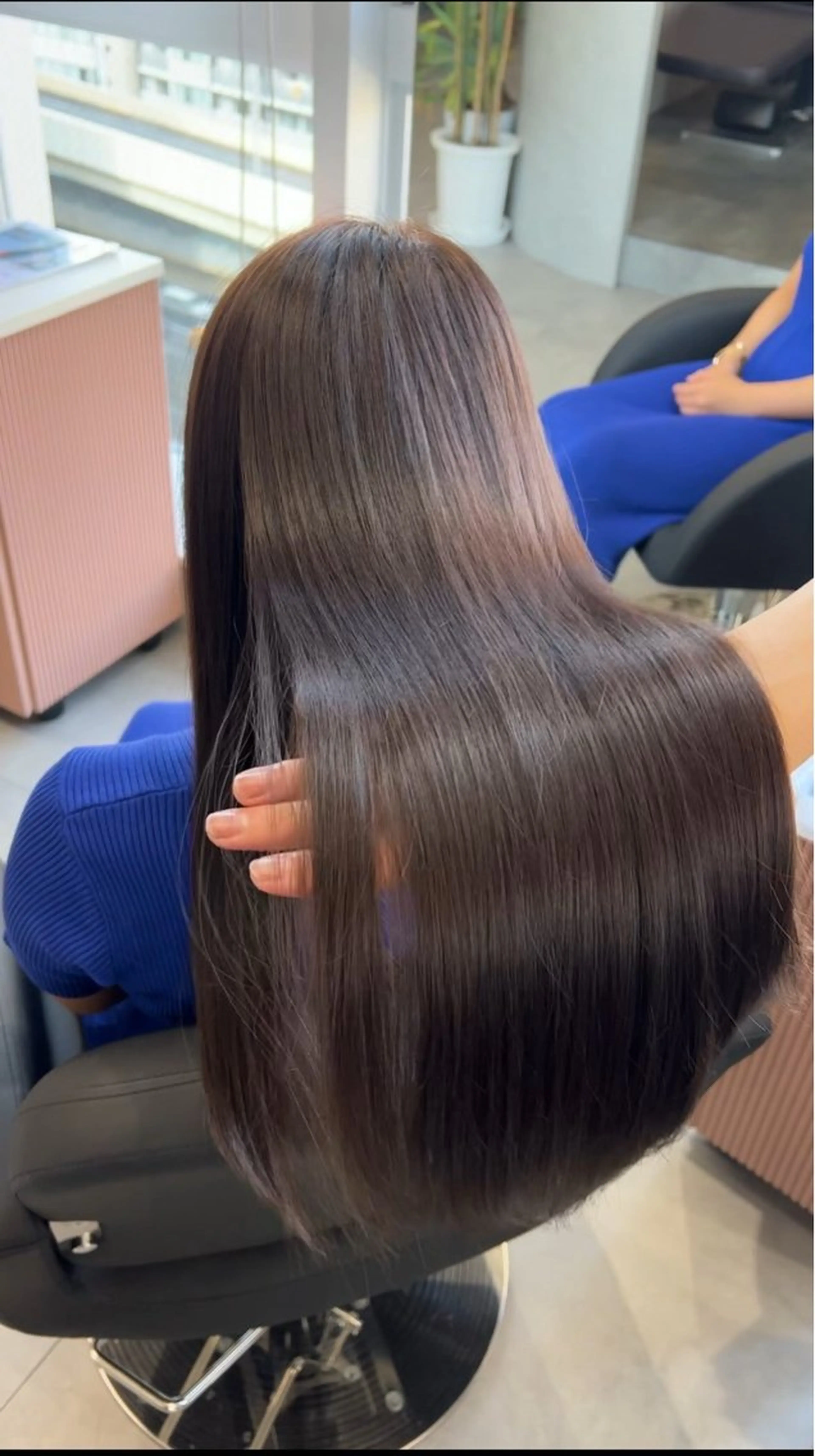 ロング 縮毛矯正 小川 琉華のヘアスタイル