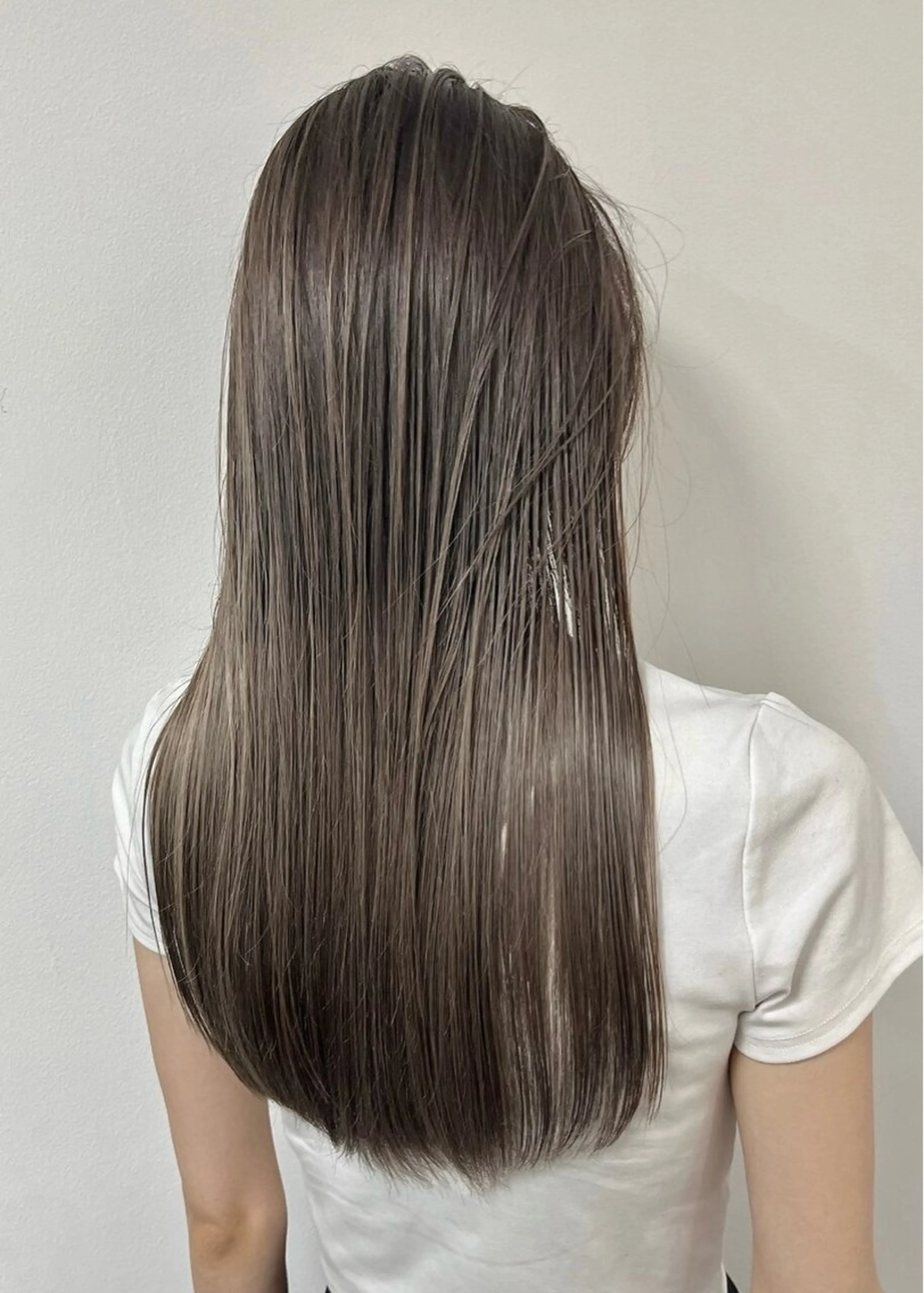 ロング カラー カット ヘアカラー 縮毛矯正 トリートメント hoNua. 栄/透明感カラーのヘアスタイル