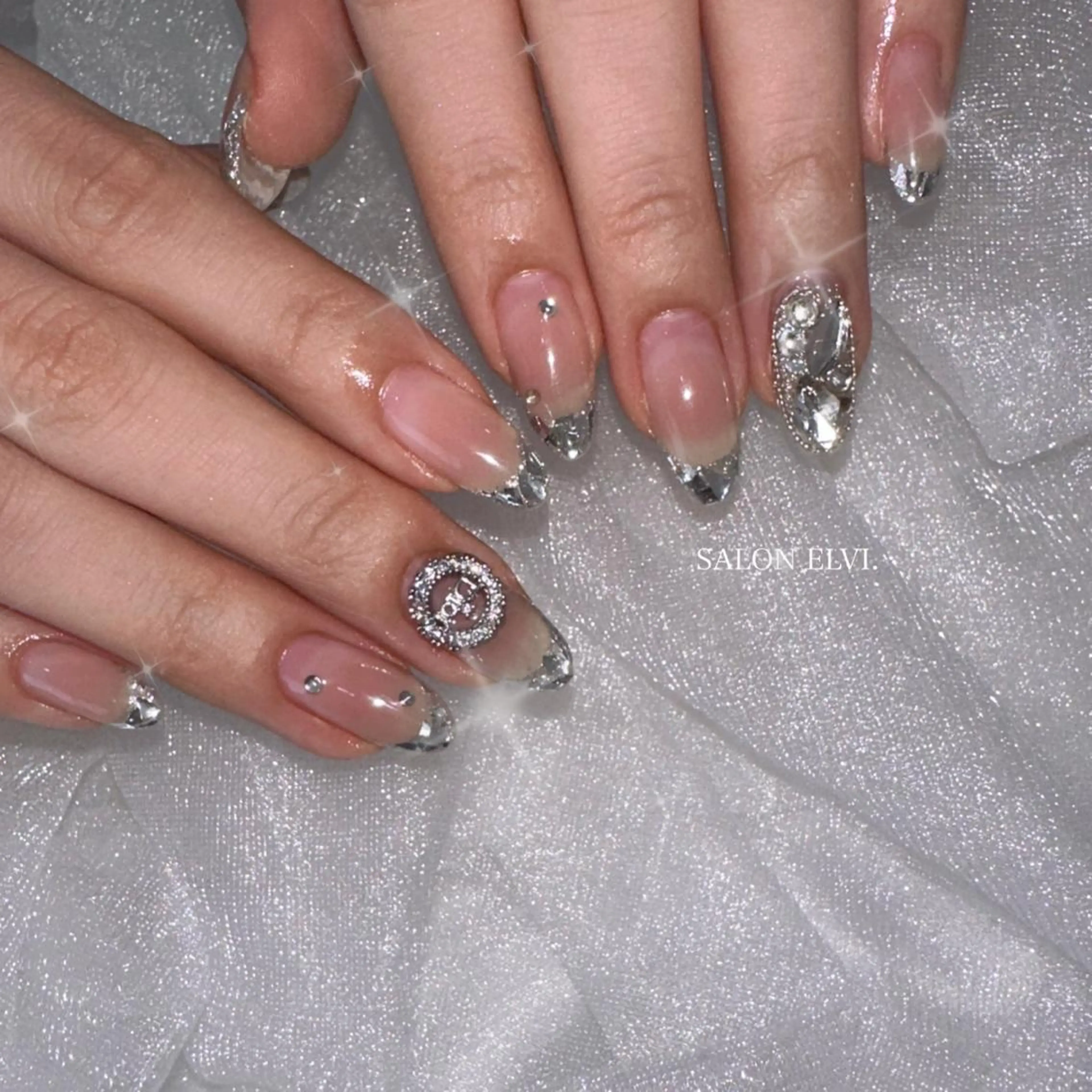 ネイル SALON ELVI.所属・SALON ELVI.のネイルデザイン