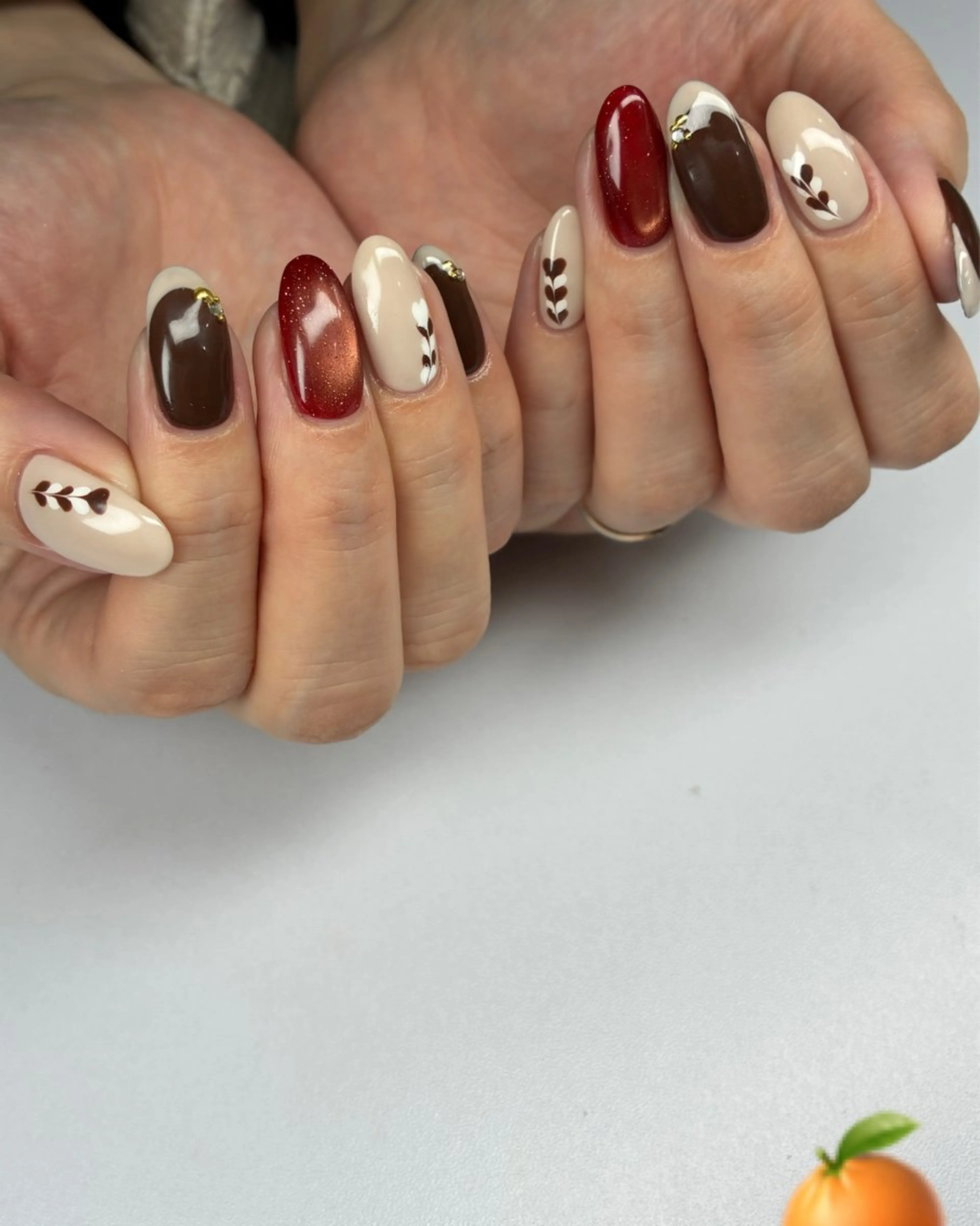 ネイル ブラウン バレンタイン アトリエみかん所属・MIKA 🍊のネイルデザイン