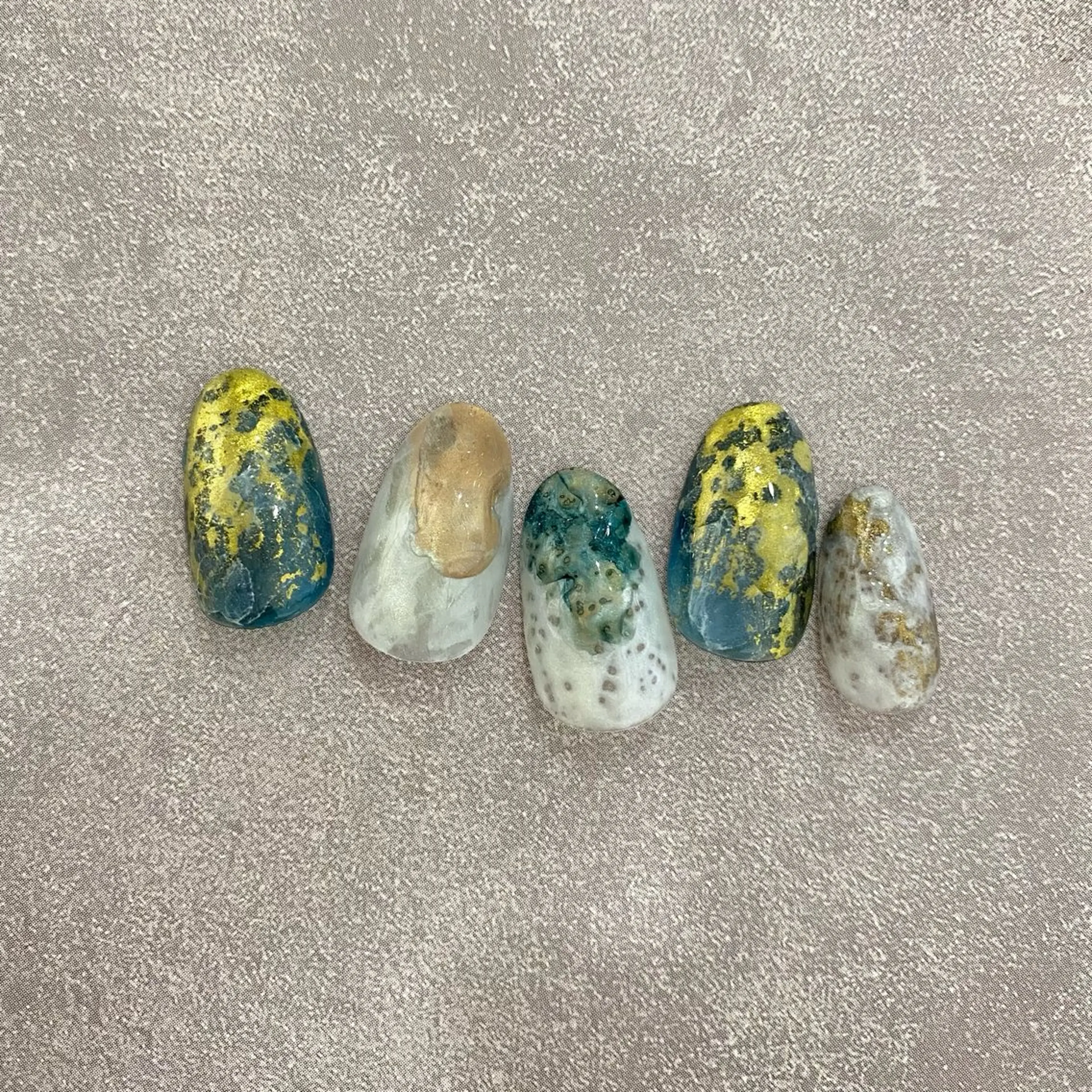 ネイル ハンドネイル フジタ エリカのネイルデザイン