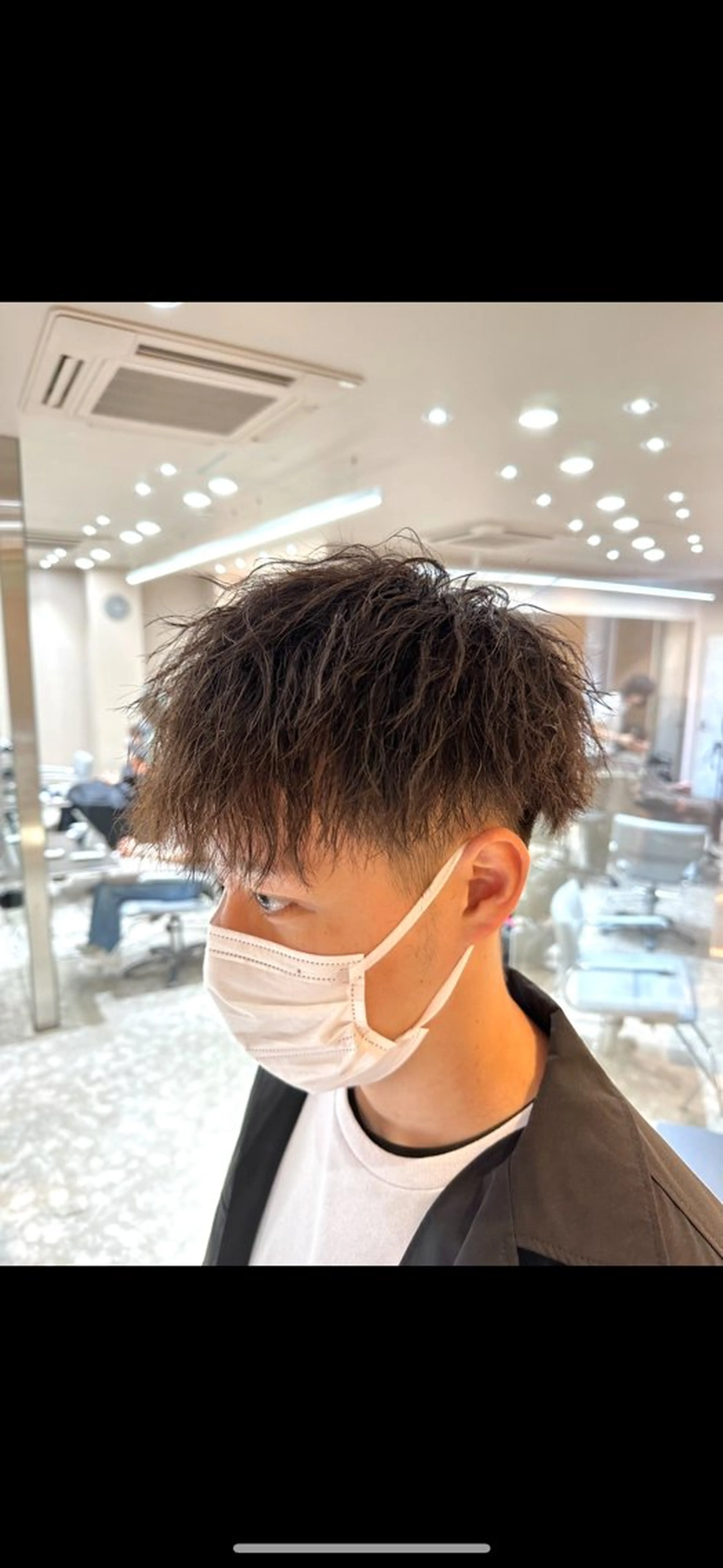 パーマ メンズ アップバング マッシュ メンズパーマ メンズツイストパーマ ツイストスパイラルパーマ 心斎橋本町メンズ 美容師ユースケのヘアスタイル